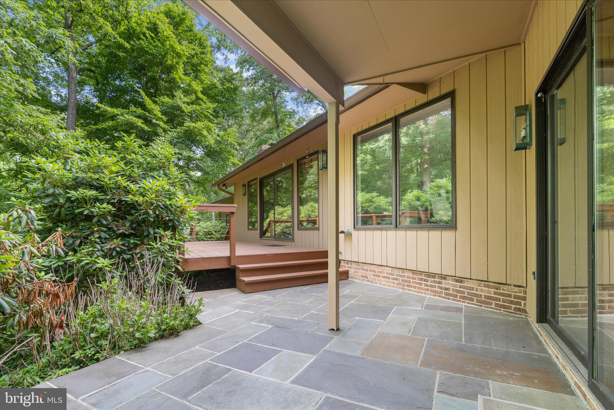 HARBOR HILLS - Residential