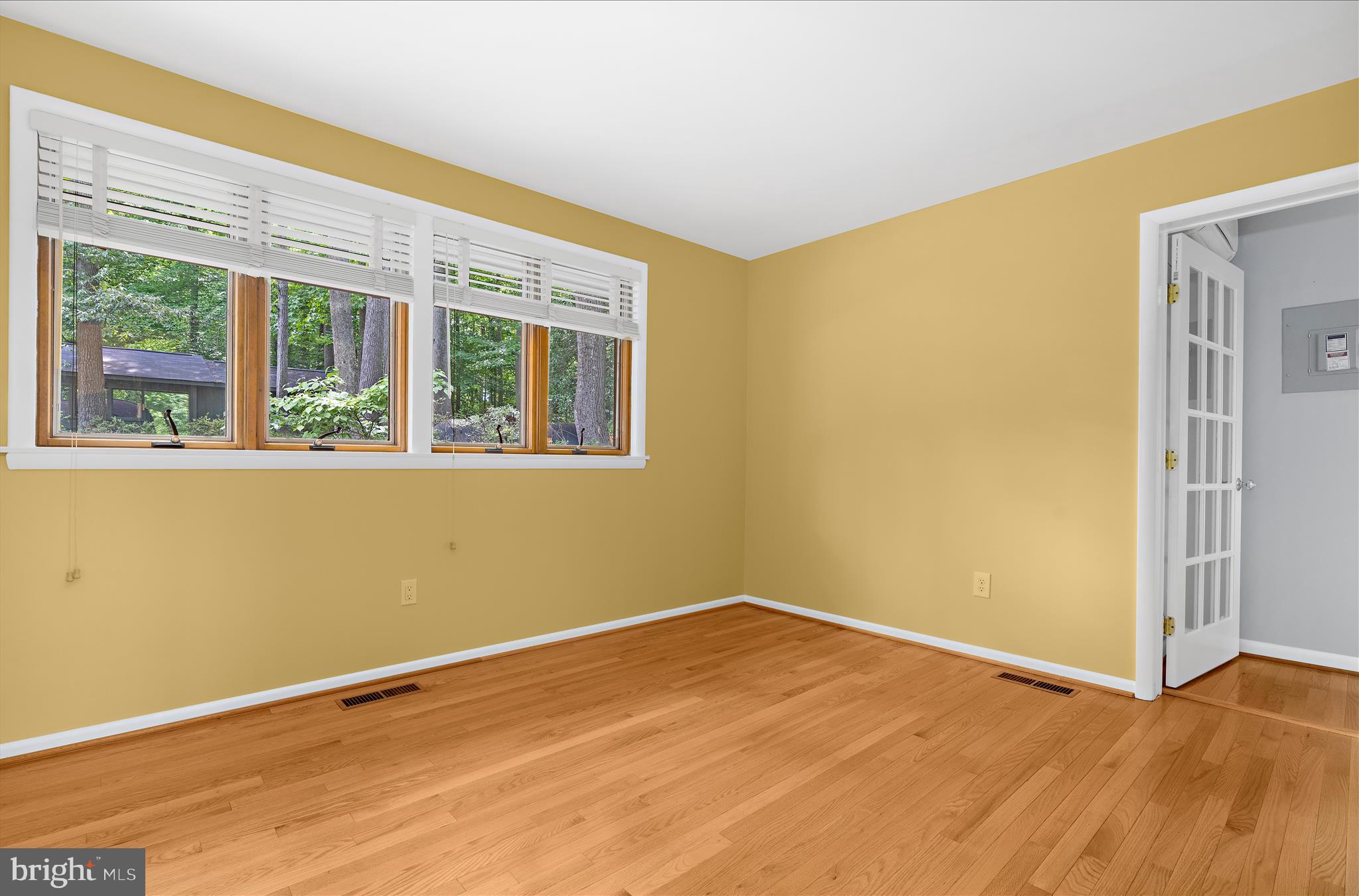 HARBOR HILLS - Residential
