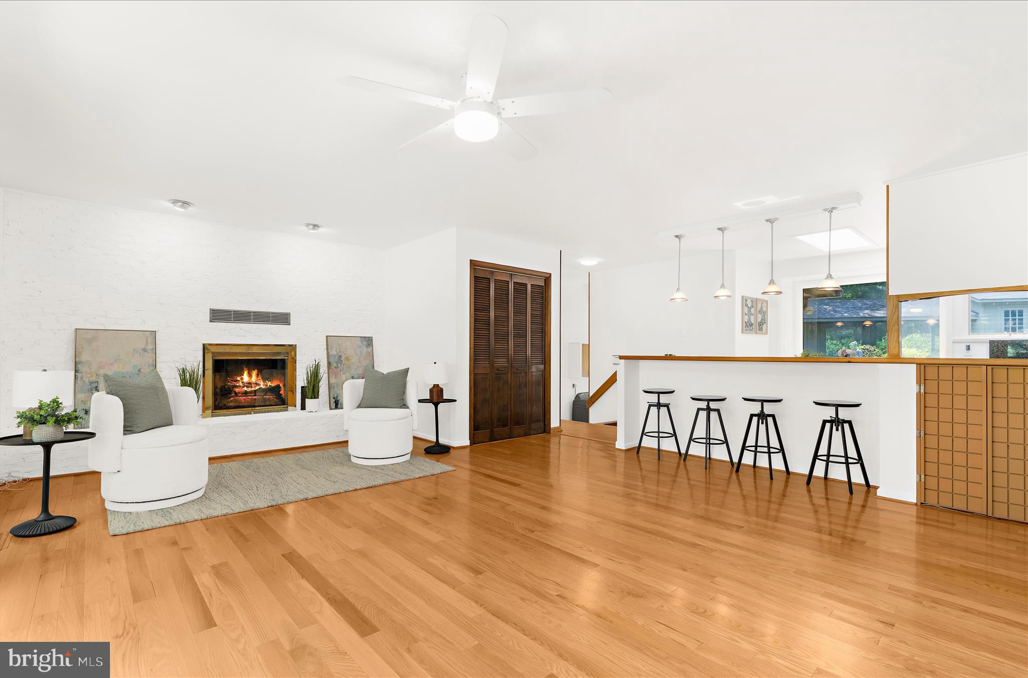 HARBOR HILLS - Residential