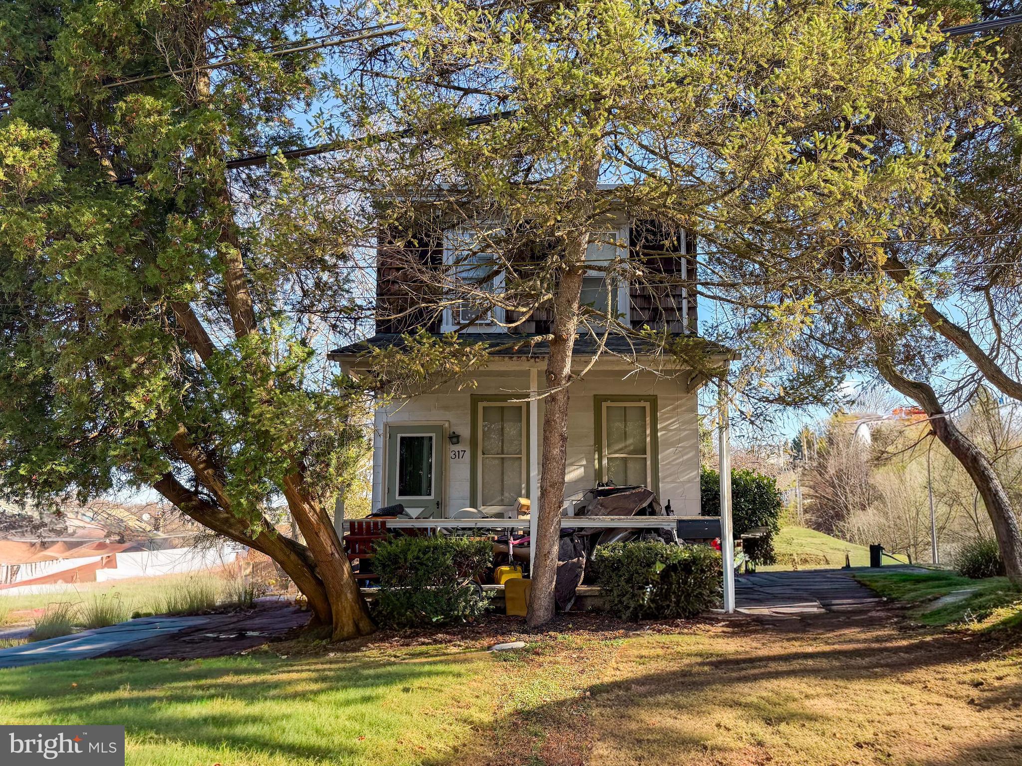 BELMONT HILLS - Residential