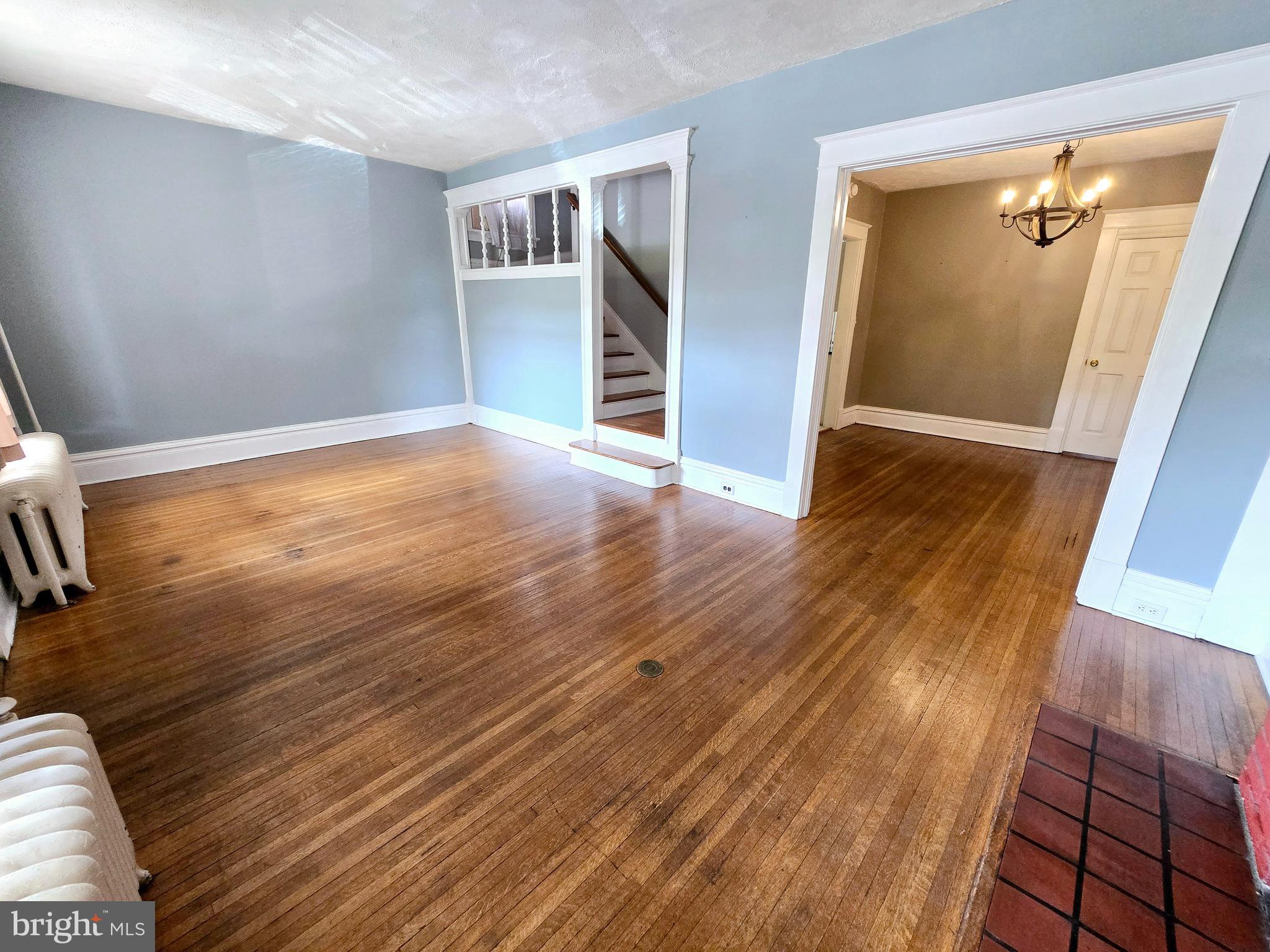 WEST SIDE - Residential