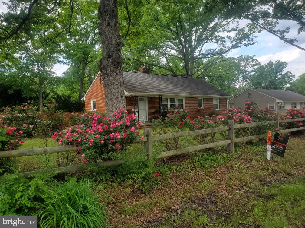 Come check out this single level living home in desired 22405! Just off Ferry Rd, near shopping, downtown Fredericksburg and so much more, this easy to care for property gets you in the best neighborhood for a great price. Featuring 3 bedrooms, a dedicated laundry room and large fenced in backyard, there's tons of potential to be had here! Home has a fresh coat of paint, and there are tons of flowering plants and mature trees surrounding the property making it very idyllic. The bathroom has beautiful mosaic tiled floors, and house features original hardwoods. Off street parking available with a wide driveway. Make your showings today!