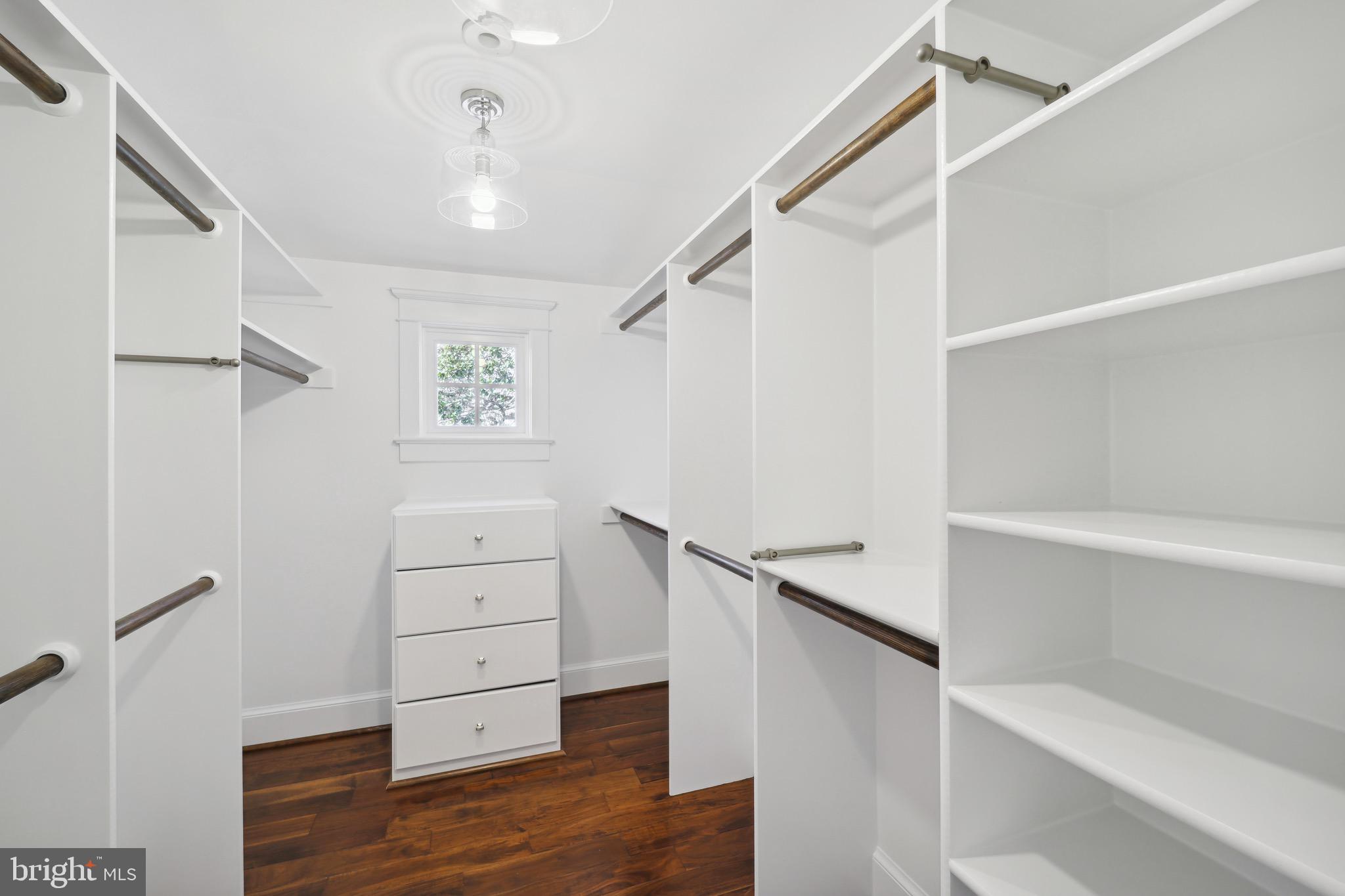 BON AIR - Residential