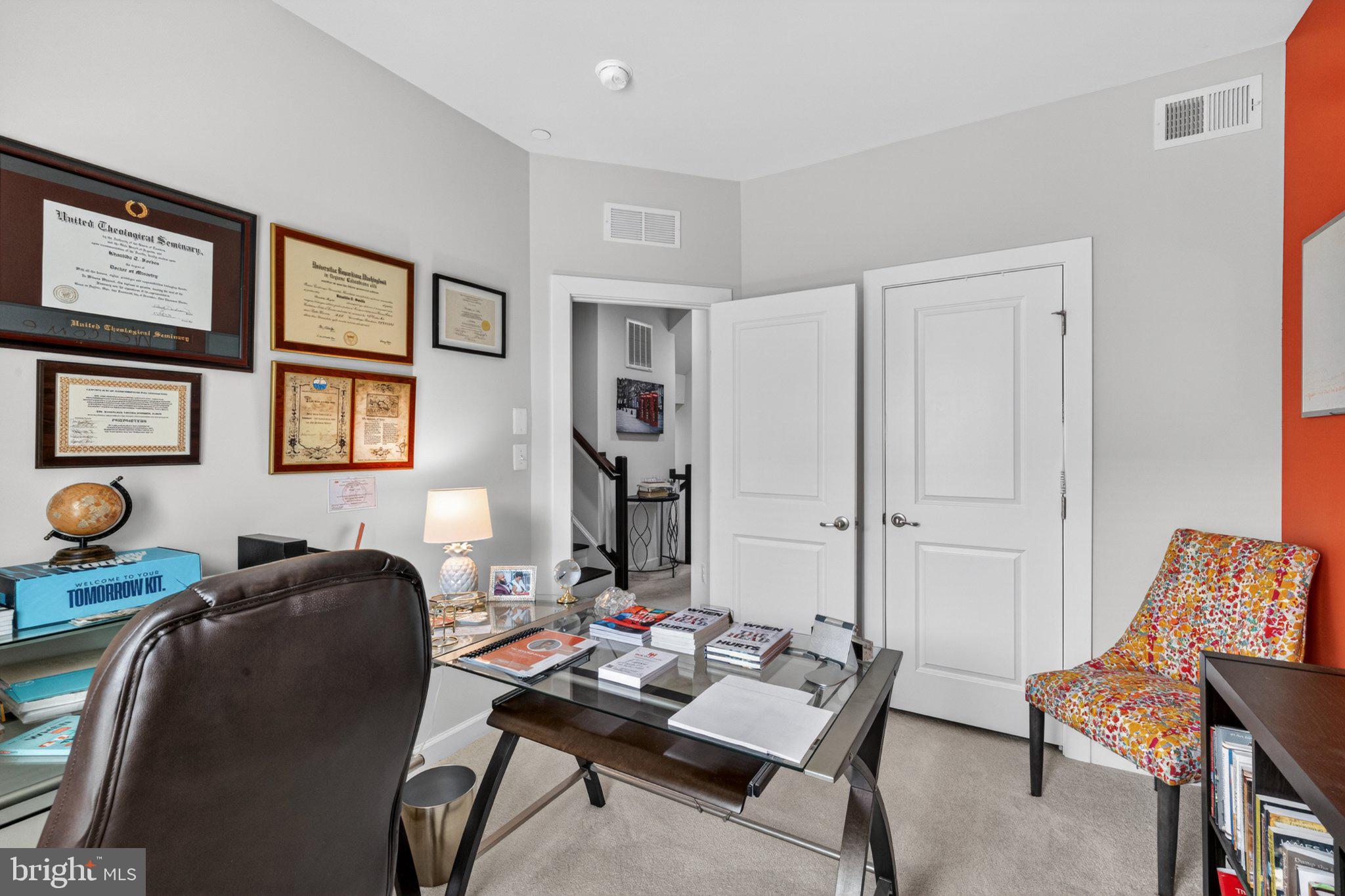 PARKSIDE - Residential