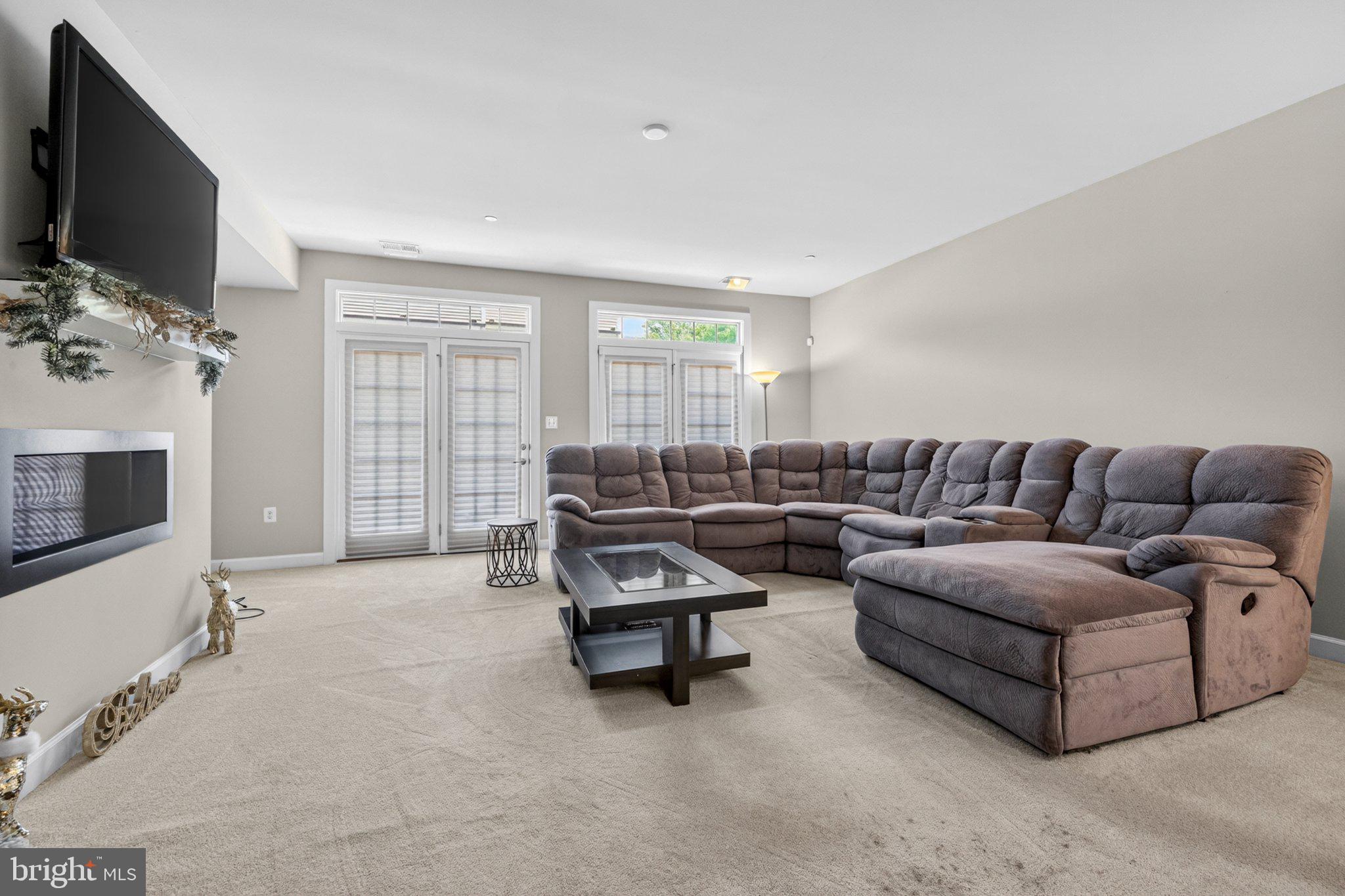 PARKSIDE - Residential