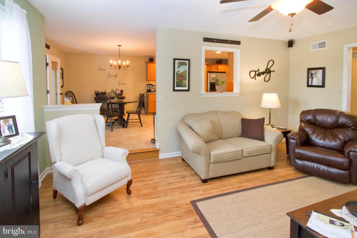 WHEATFIELD - Residential