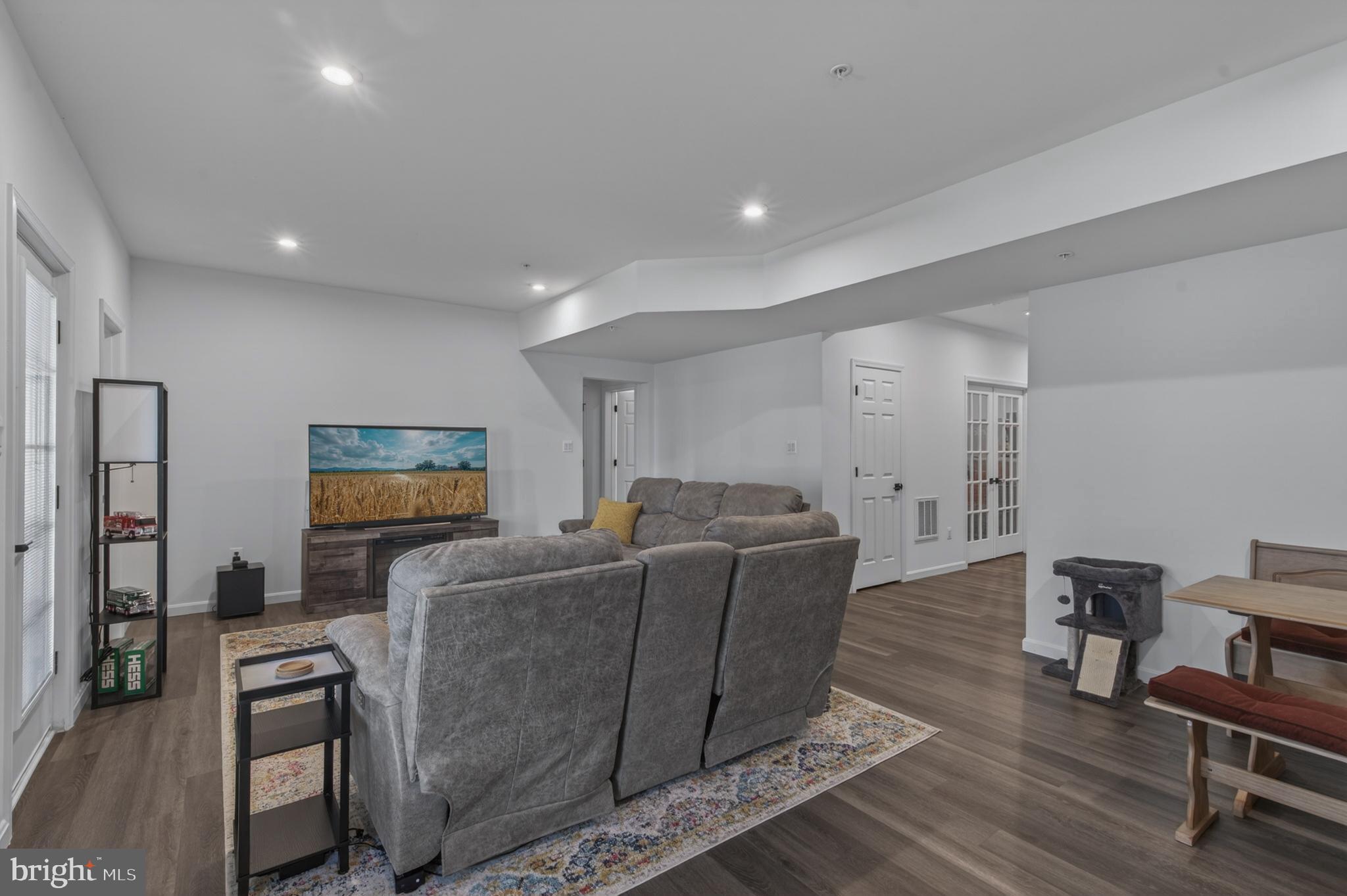 BRUNSWICK CROSSING - Residential