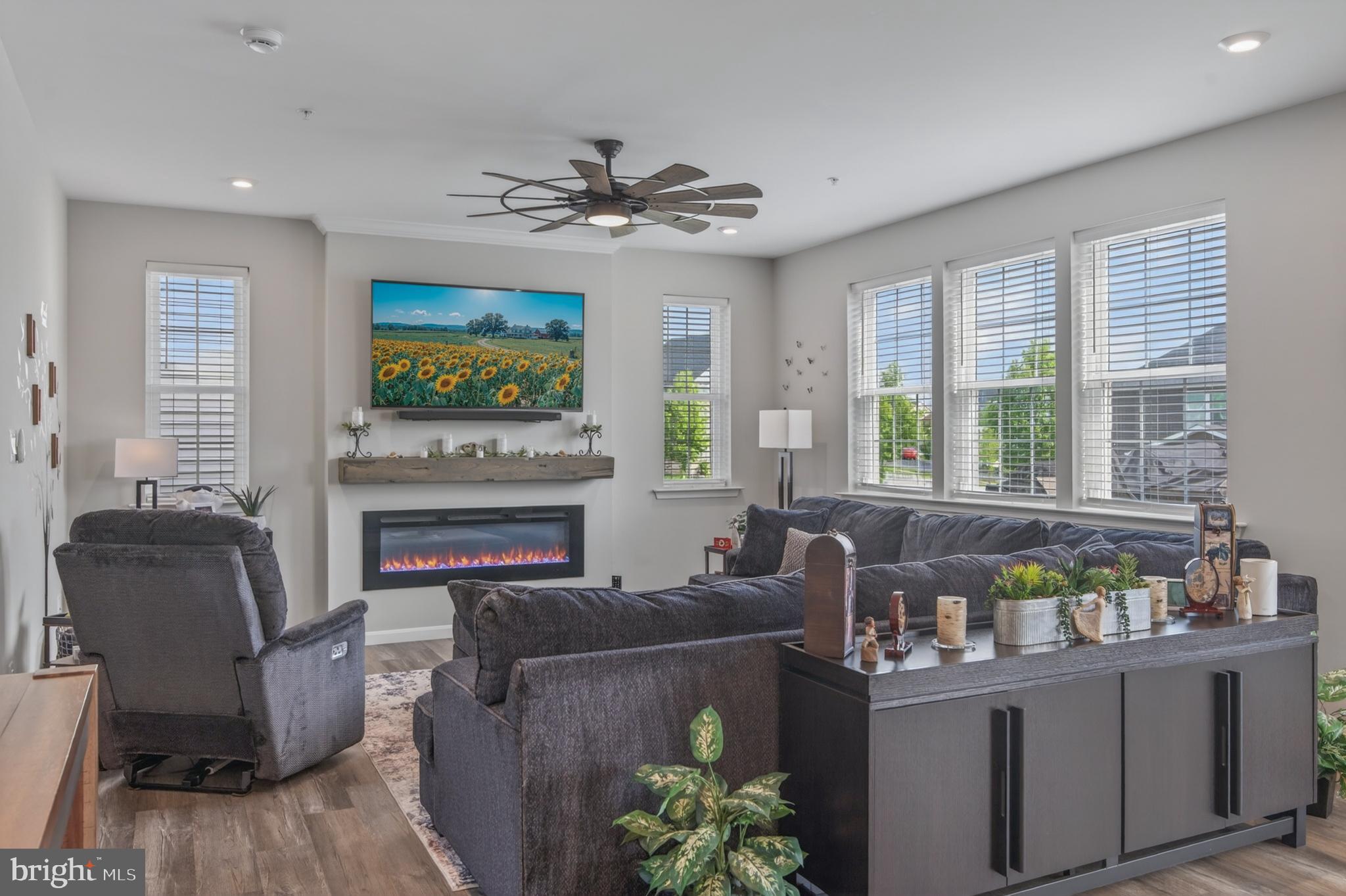 BRUNSWICK CROSSING - Residential
