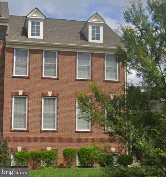 THE ENCLAVE AT ARUNDEL PRESERVE - Residential