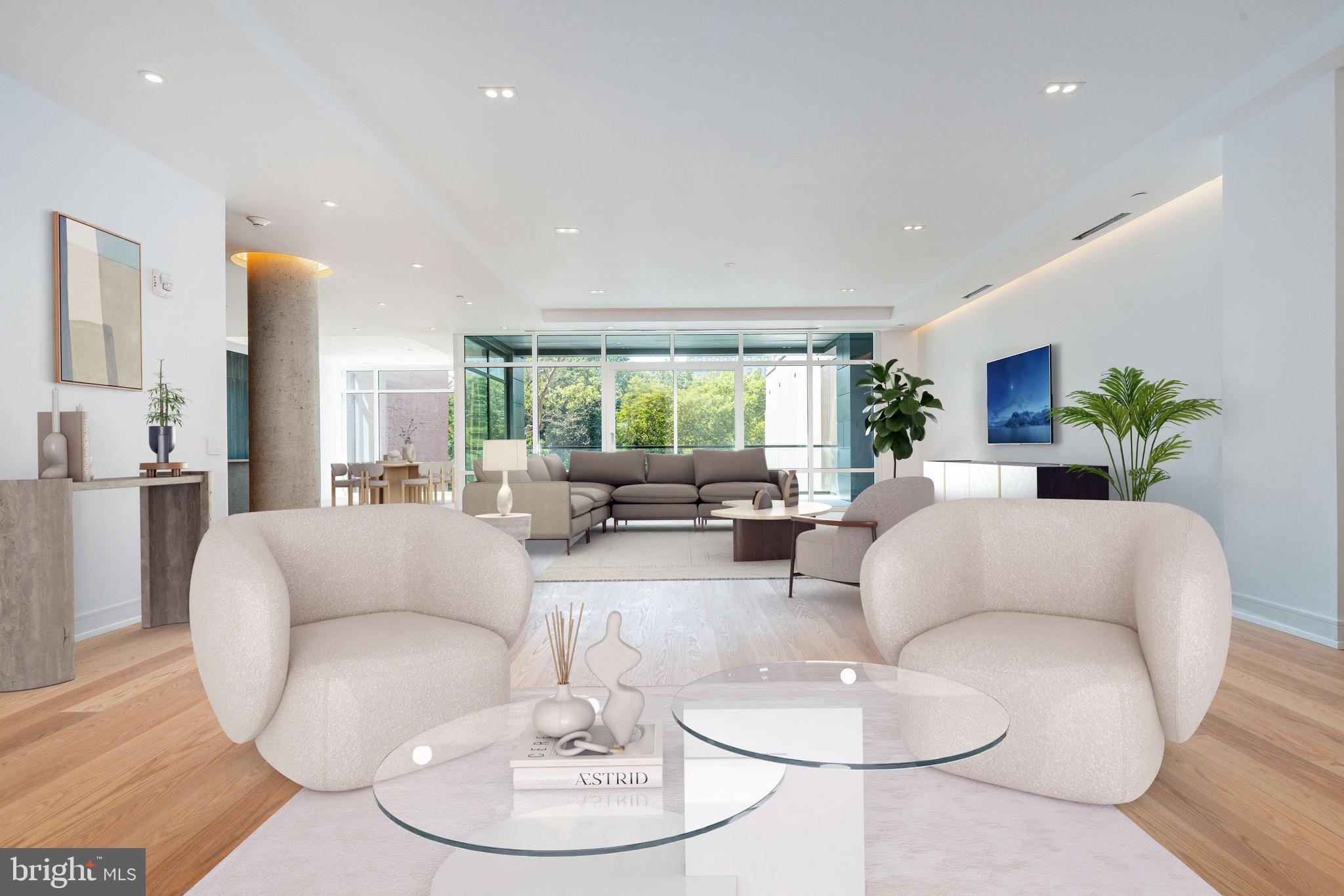 WASHINGTON SQ - Residential