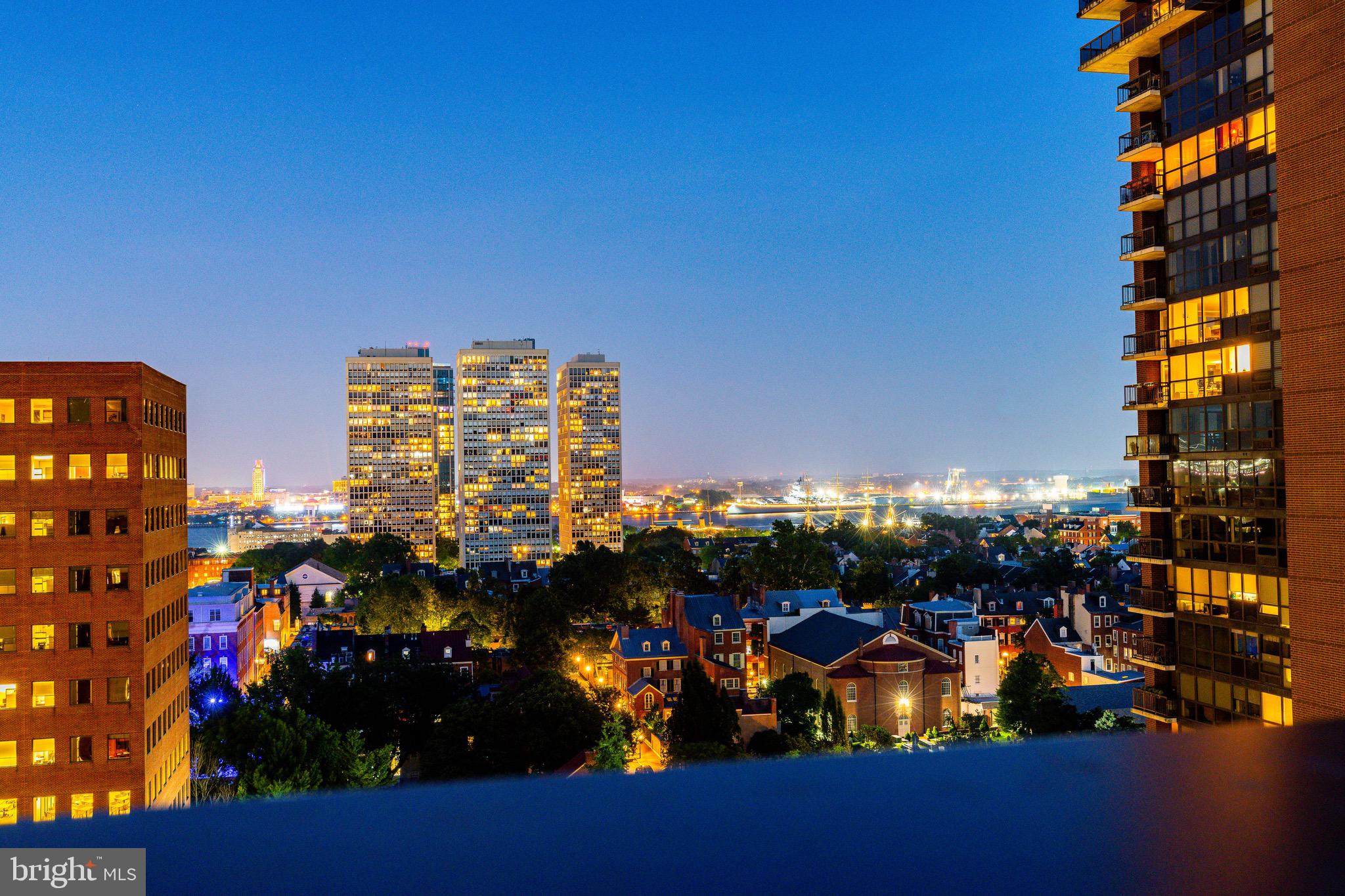 WASHINGTON SQ - Residential
