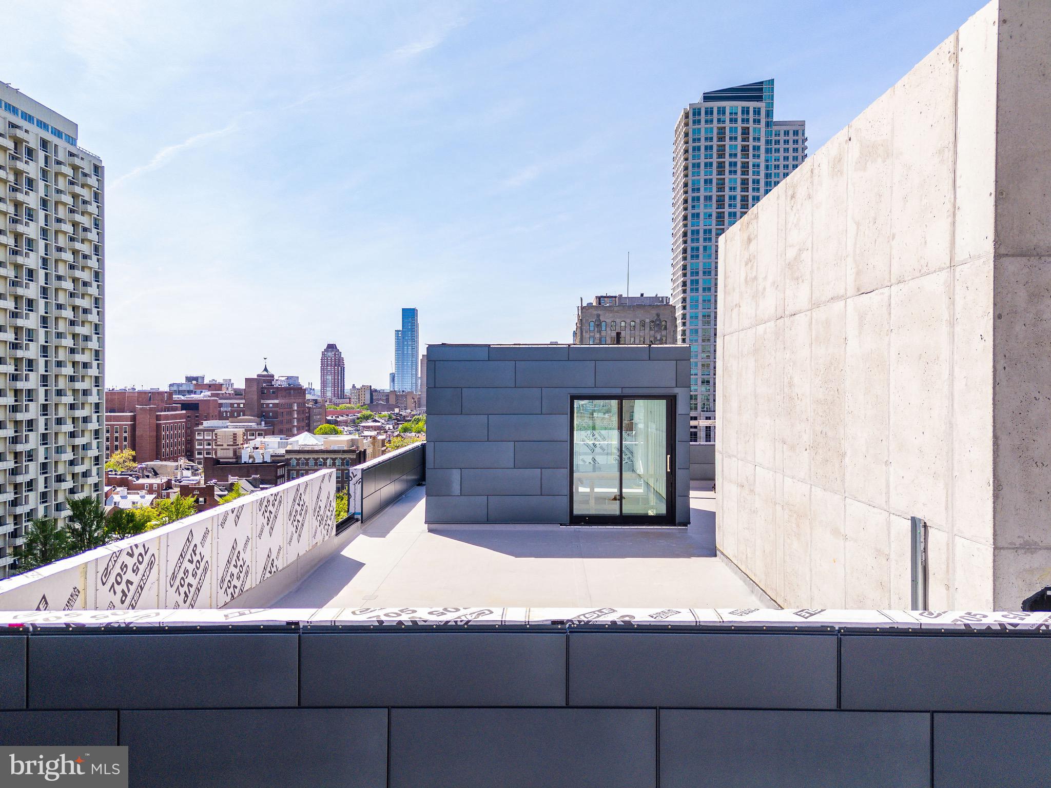 WASHINGTON SQ - Residential
