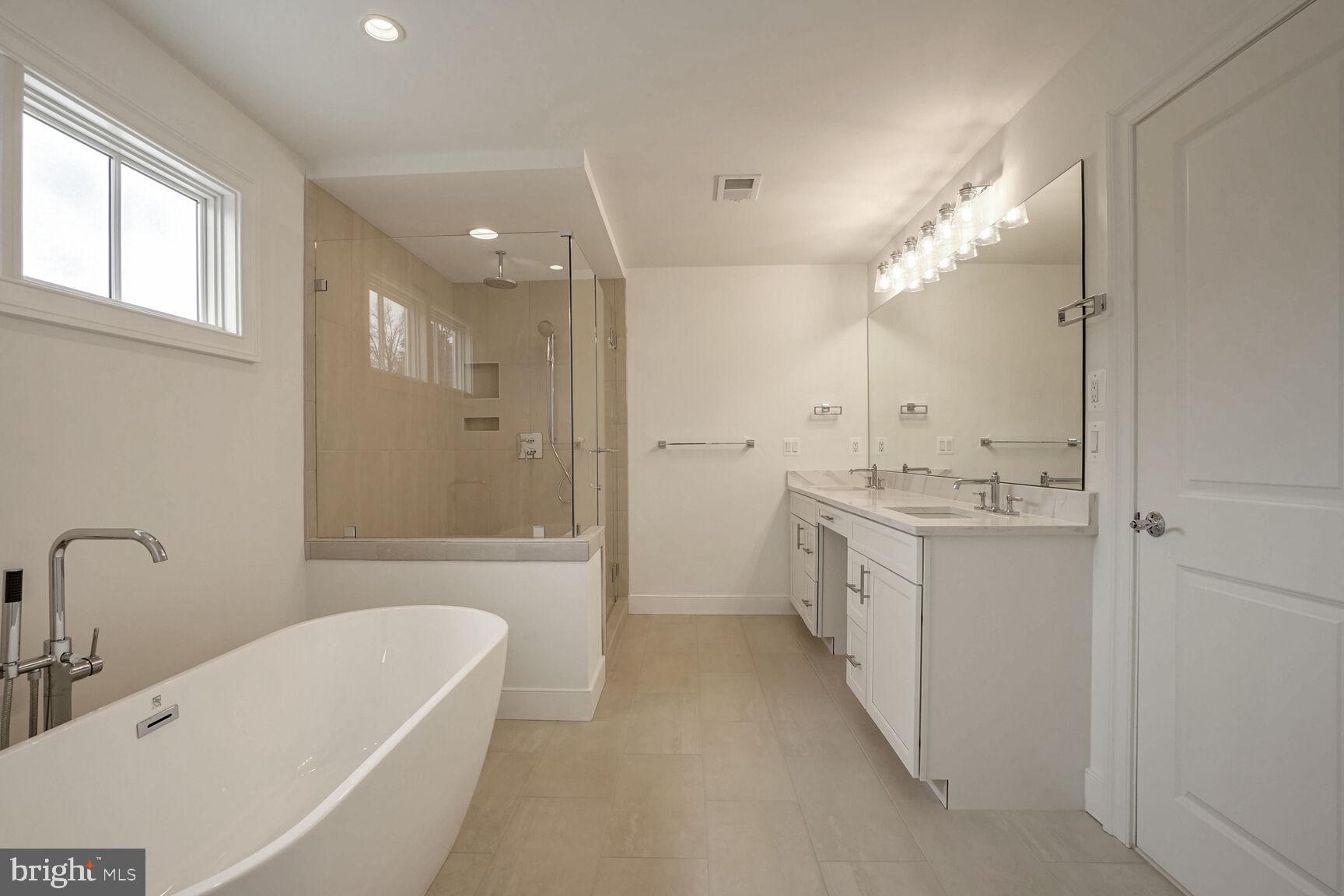 RIDGEVIEW - Residential