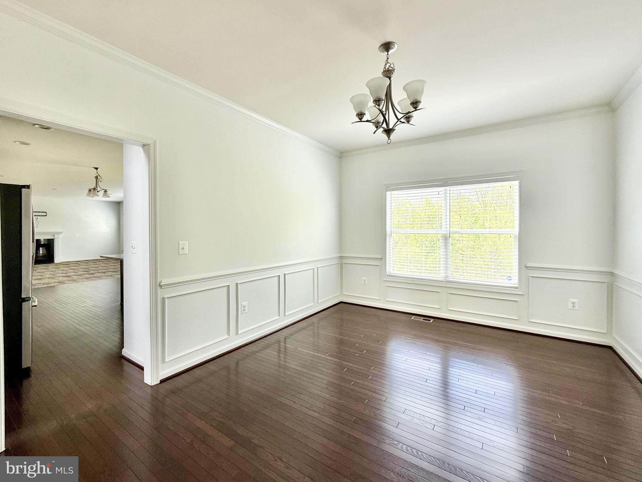 BROOKE POINT ESTATES - Residential Lease