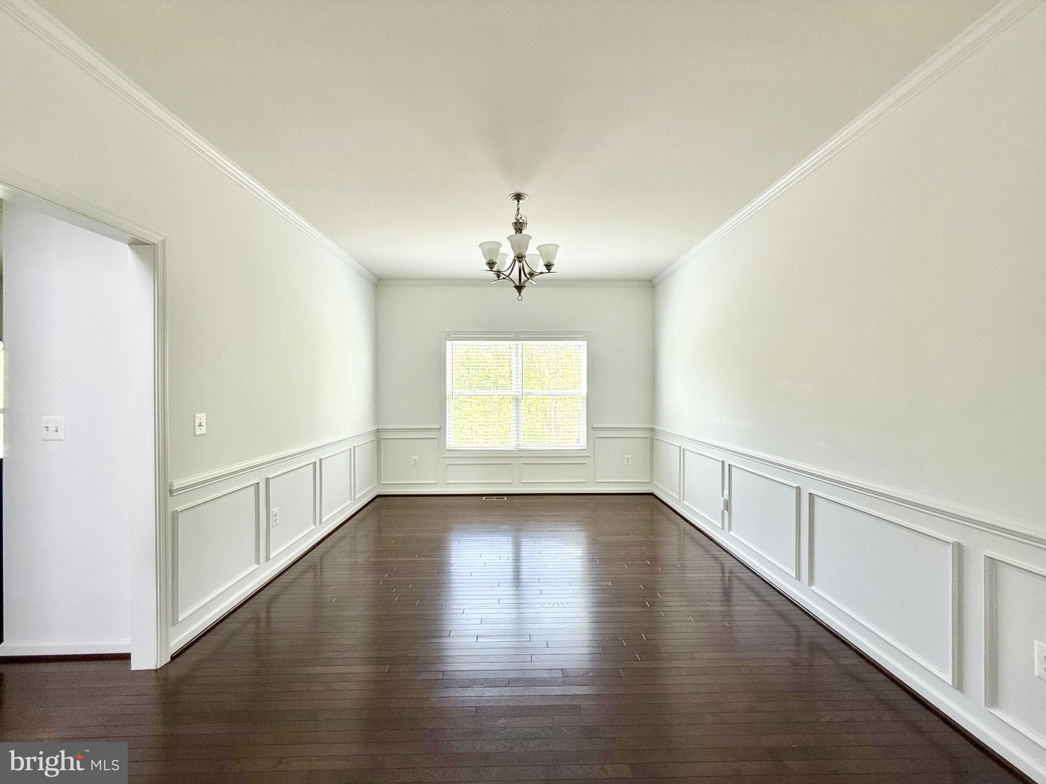 BROOKE POINT ESTATES - Residential Lease