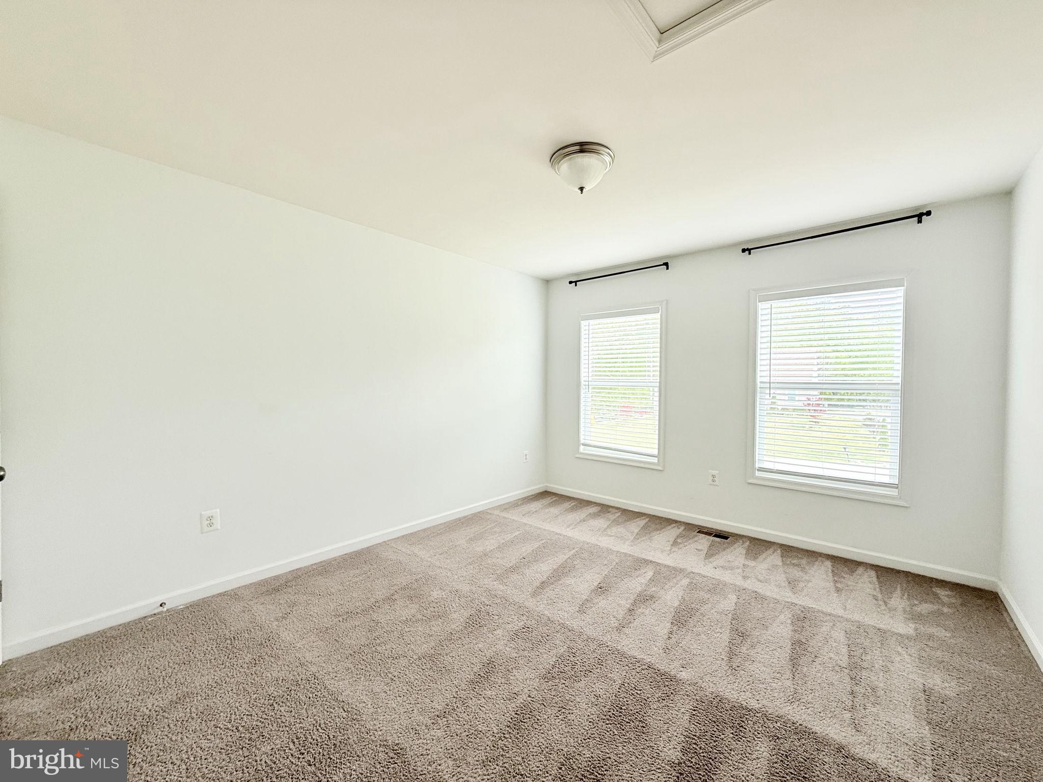 BROOKE POINT ESTATES - Residential Lease