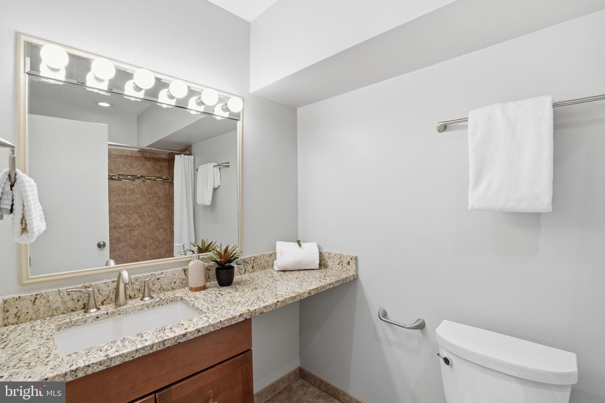 CREST PARK - Residential