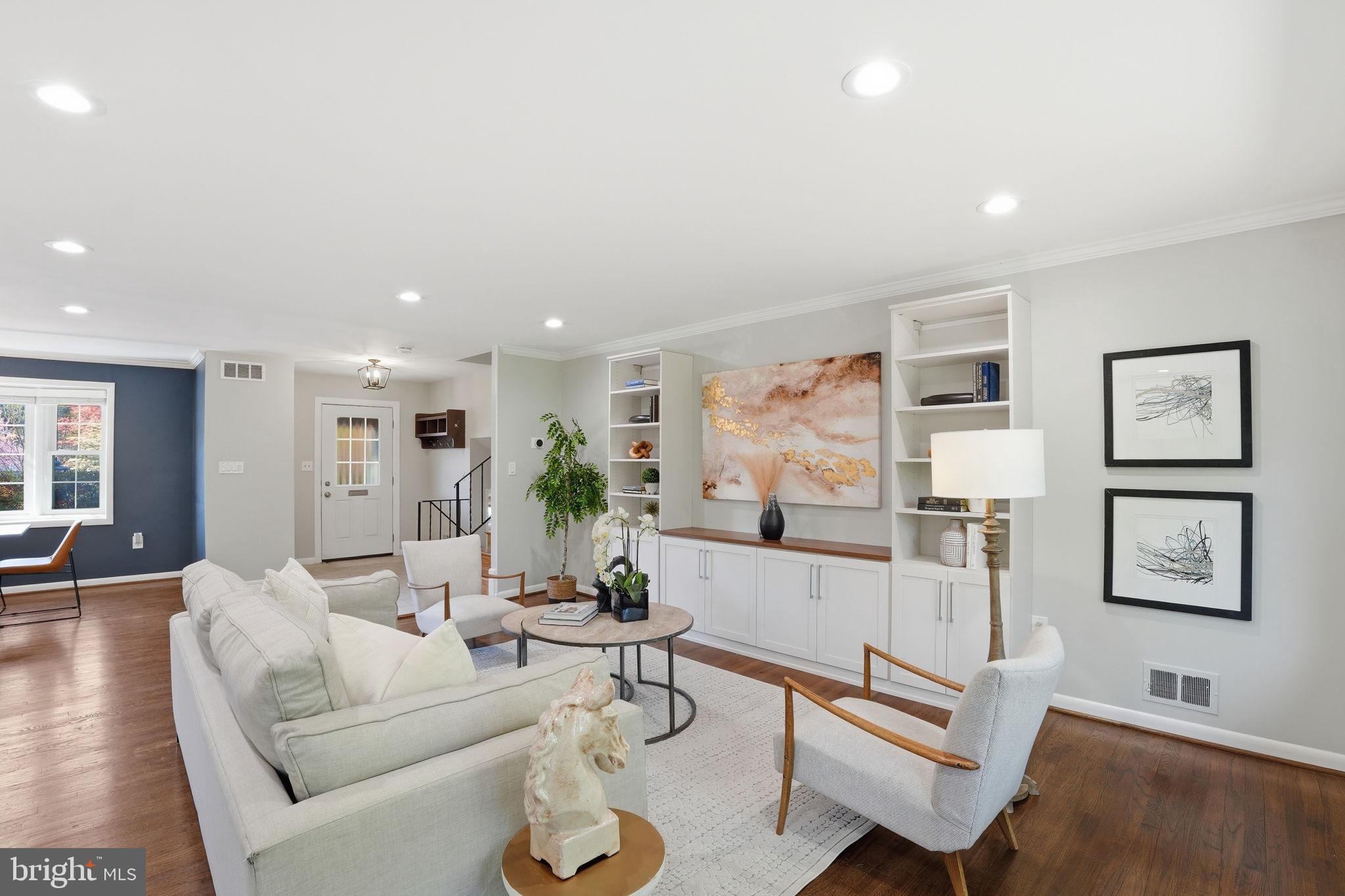 CREST PARK - Residential