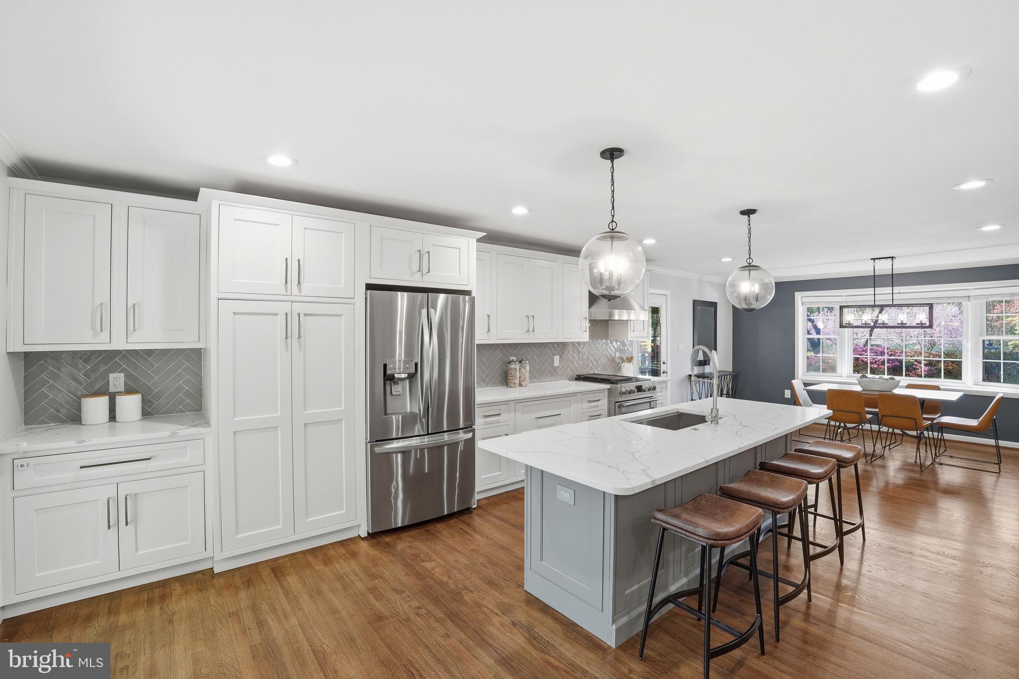 CREST PARK - Residential
