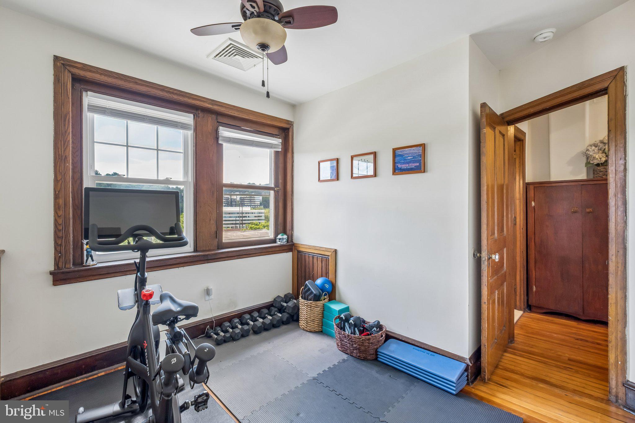 CONSHOHOCKEN - Residential