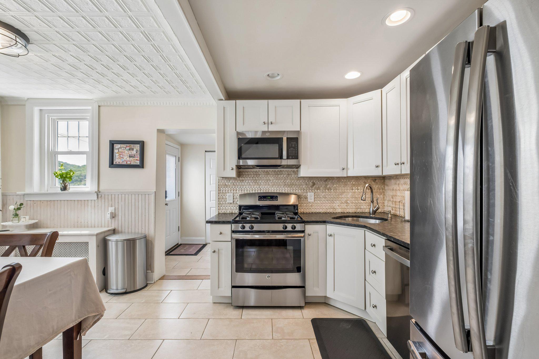 CONSHOHOCKEN - Residential