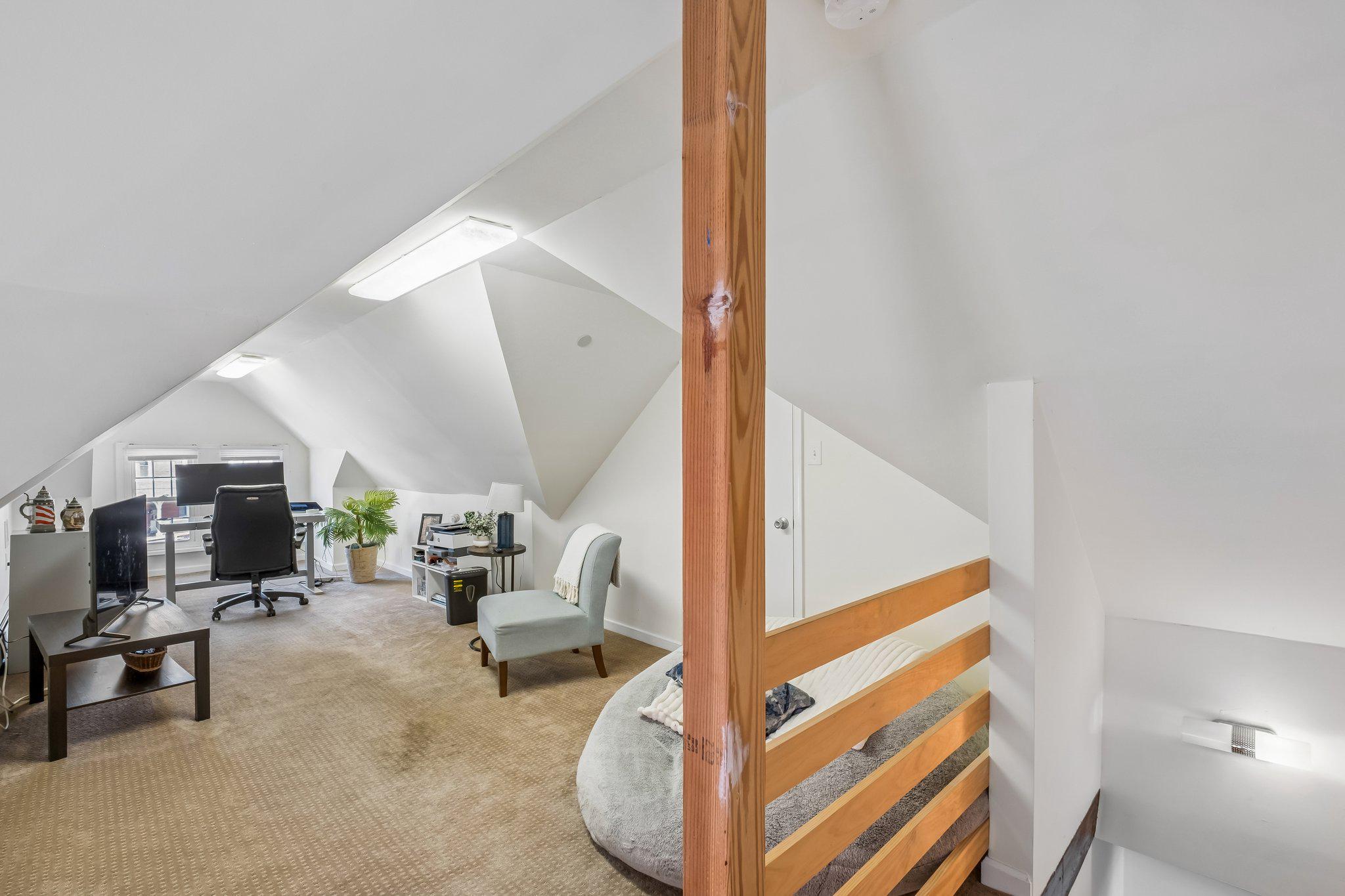 CONSHOHOCKEN - Residential