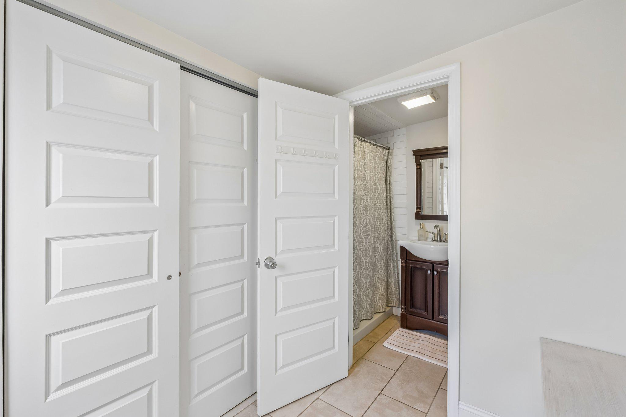 CONSHOHOCKEN - Residential