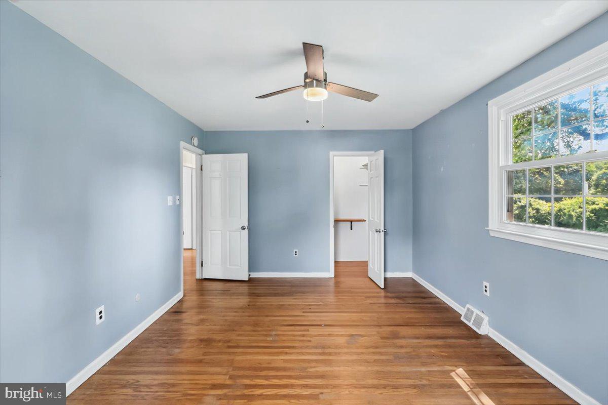 PIN OAK FARMS - Residential