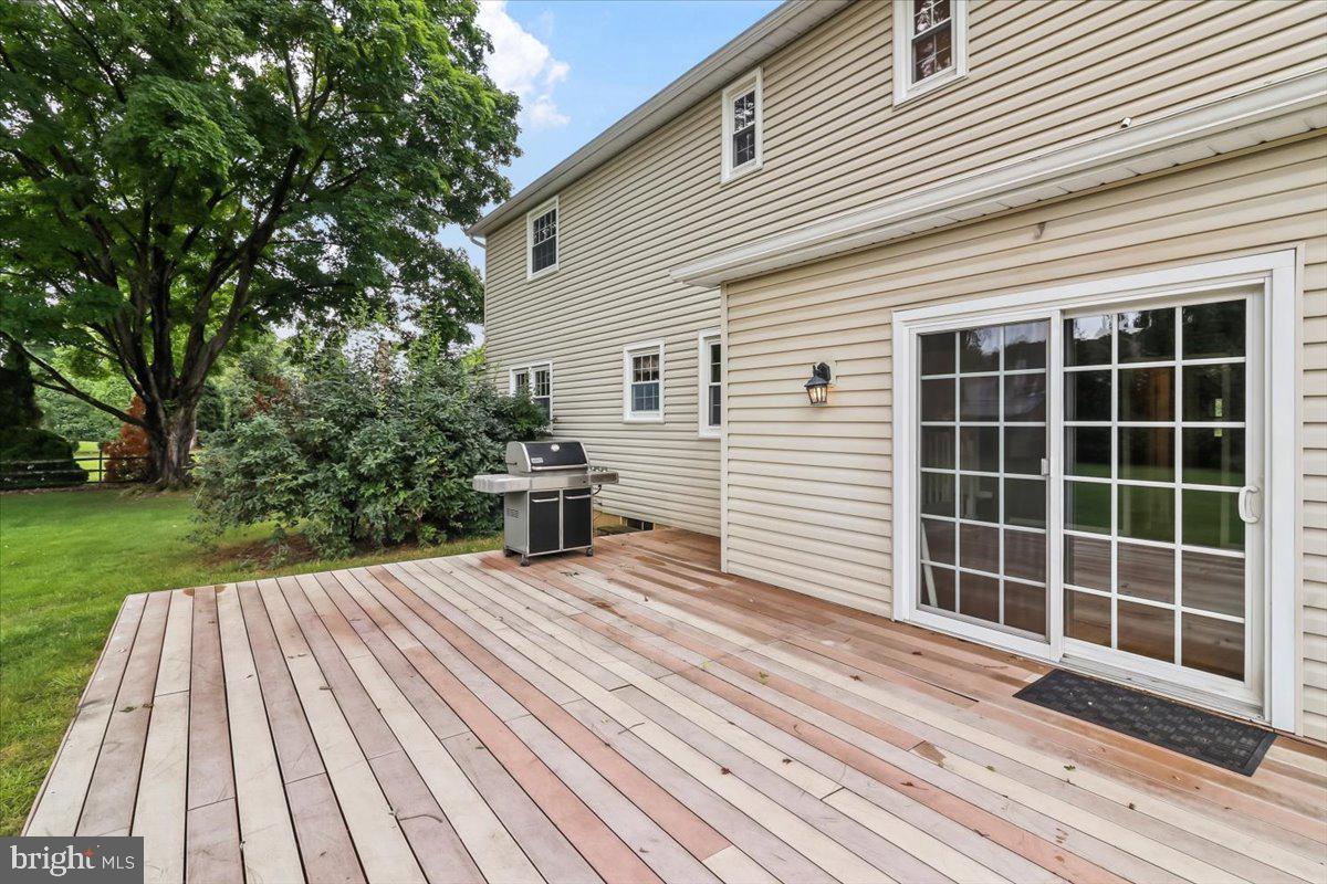 PIN OAK FARMS - Residential