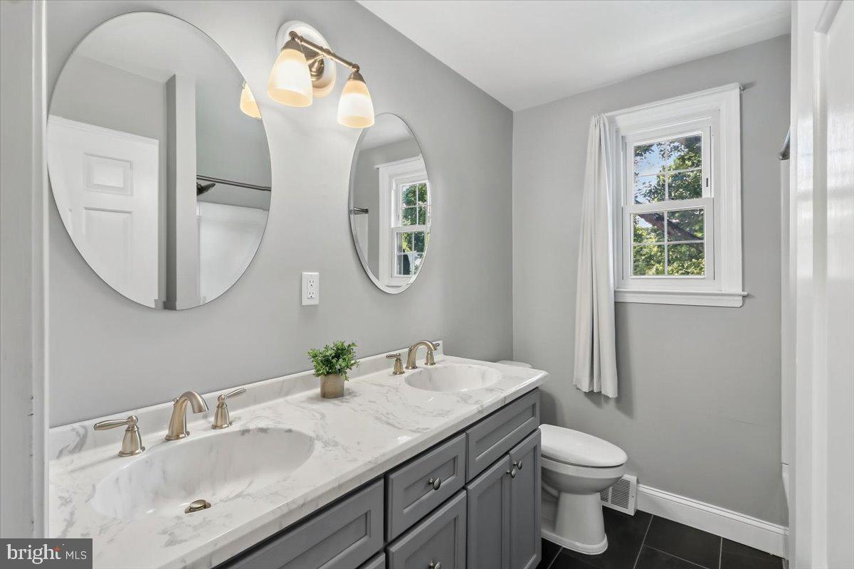 PIN OAK FARMS - Residential