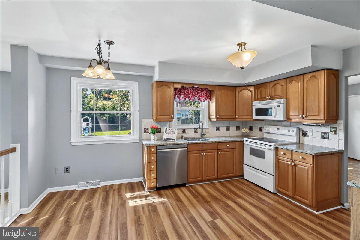 PIN OAK FARMS - Residential
