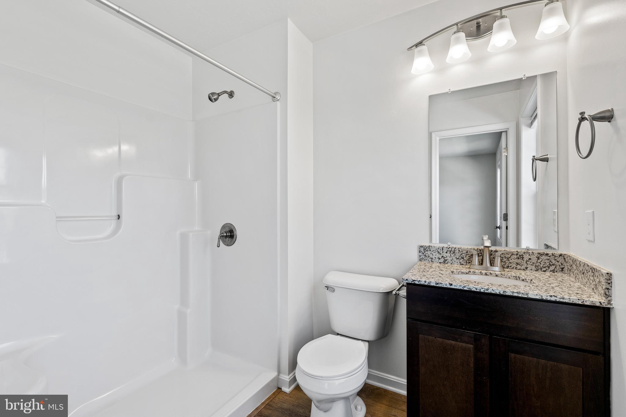 FRANKLIN SQUARE - Residential Lease