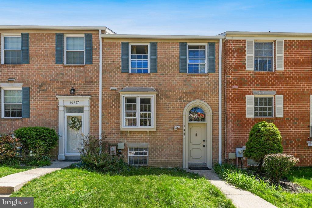 VILLAGE OF HICKORY RIDGE - Residential