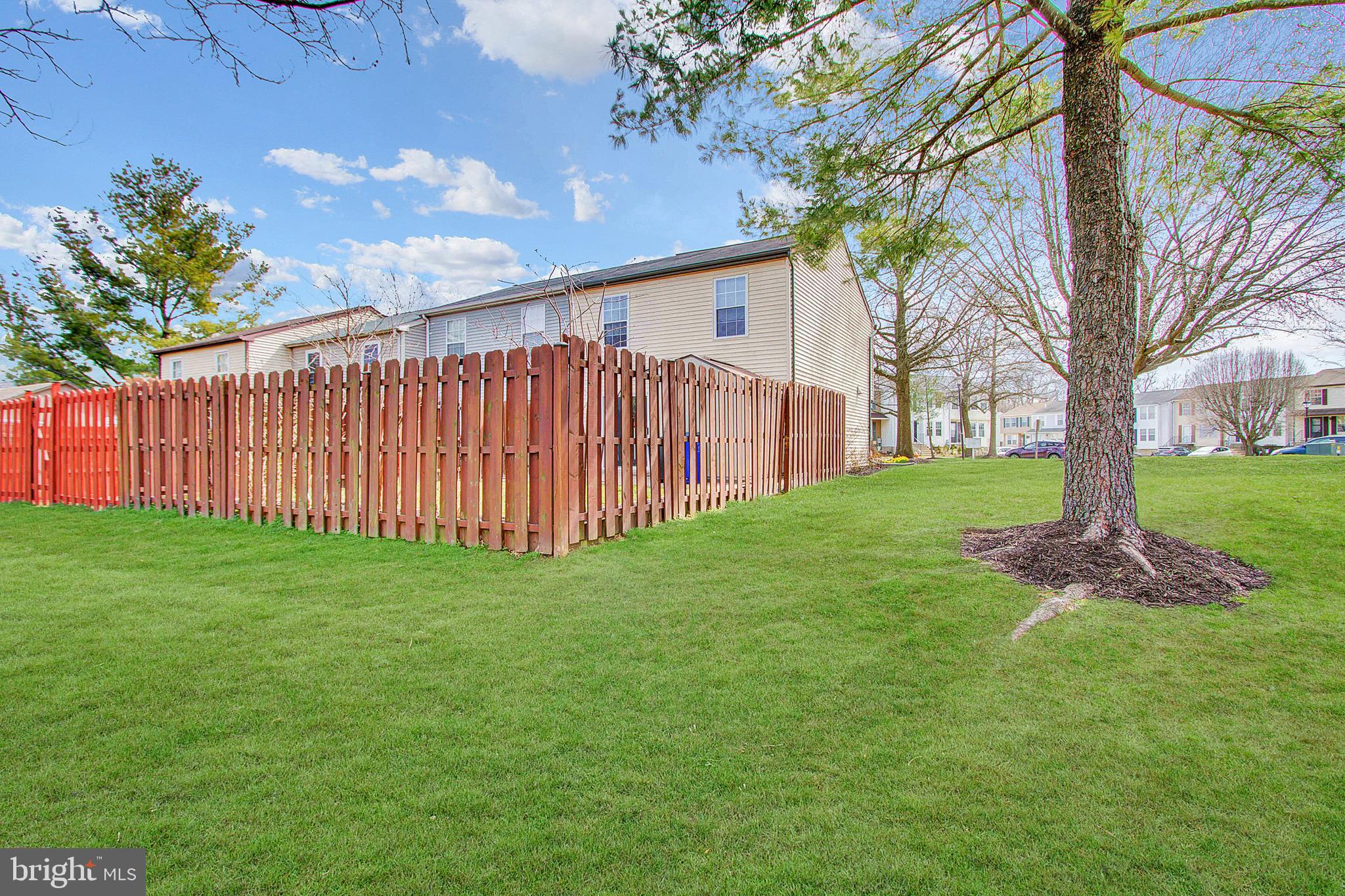 OAK VIEW VILLAGE - Residential