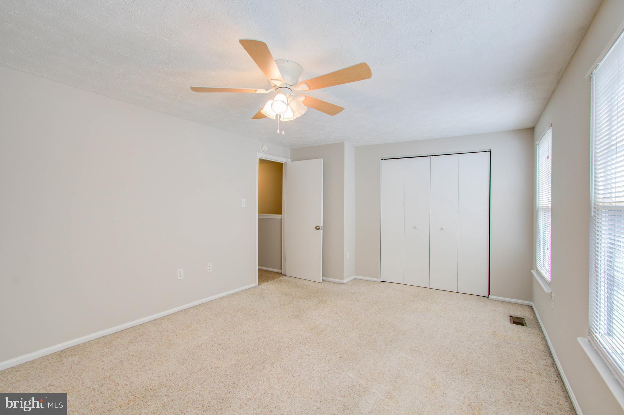 OAK VIEW VILLAGE - Residential