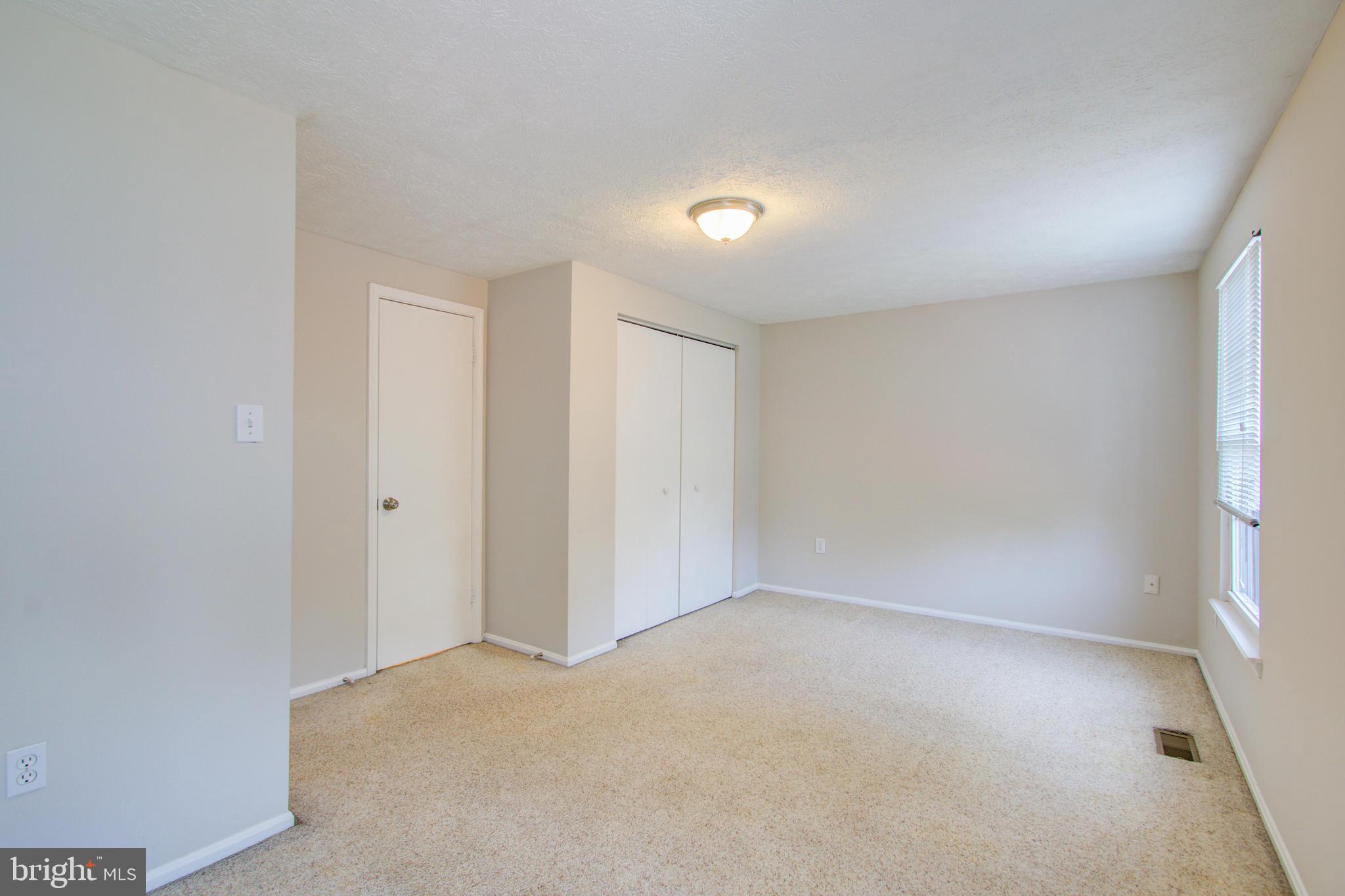 OAK VIEW VILLAGE - Residential