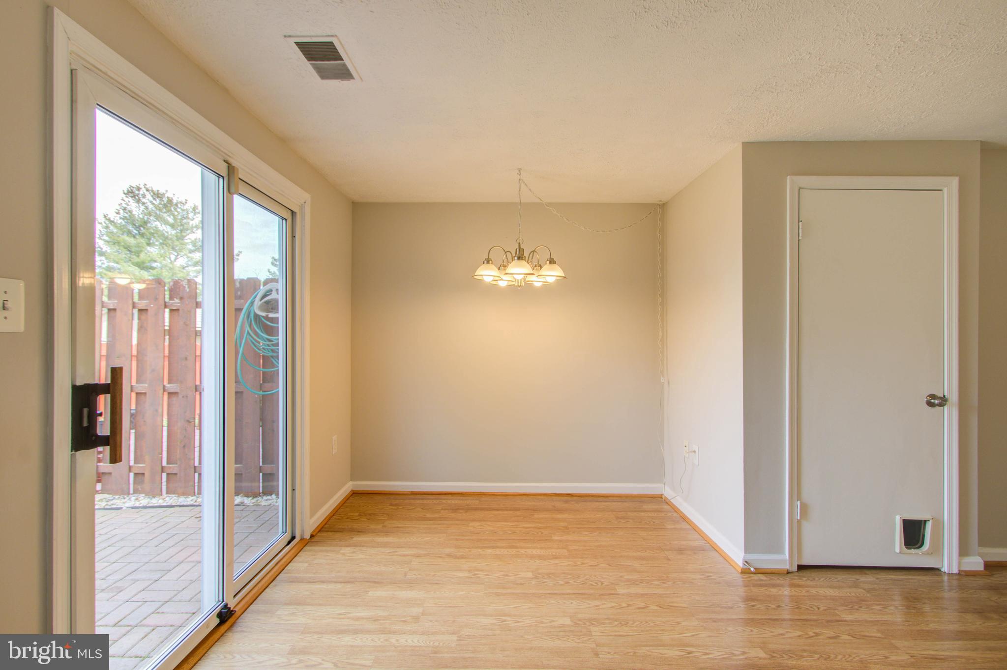 OAK VIEW VILLAGE - Residential