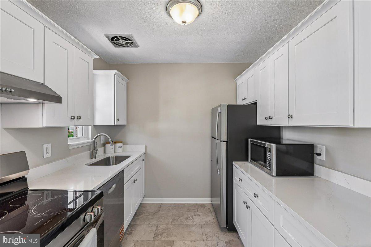 POTOWMACK CROSSING - Residential