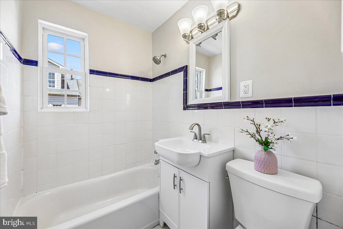 POTOWMACK CROSSING - Residential