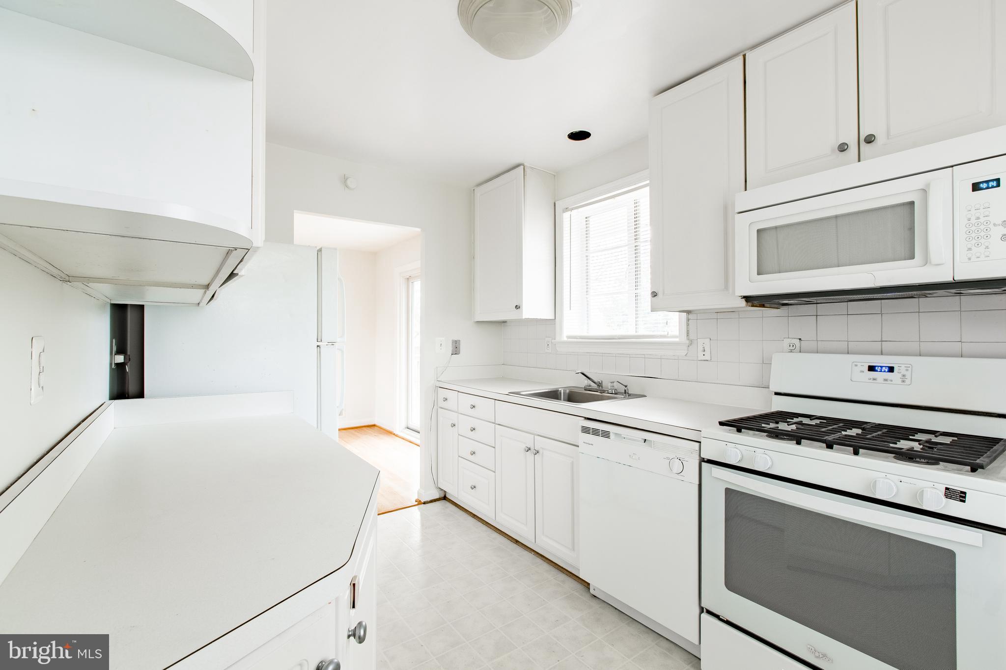 CEDAR CREST - Residential Lease