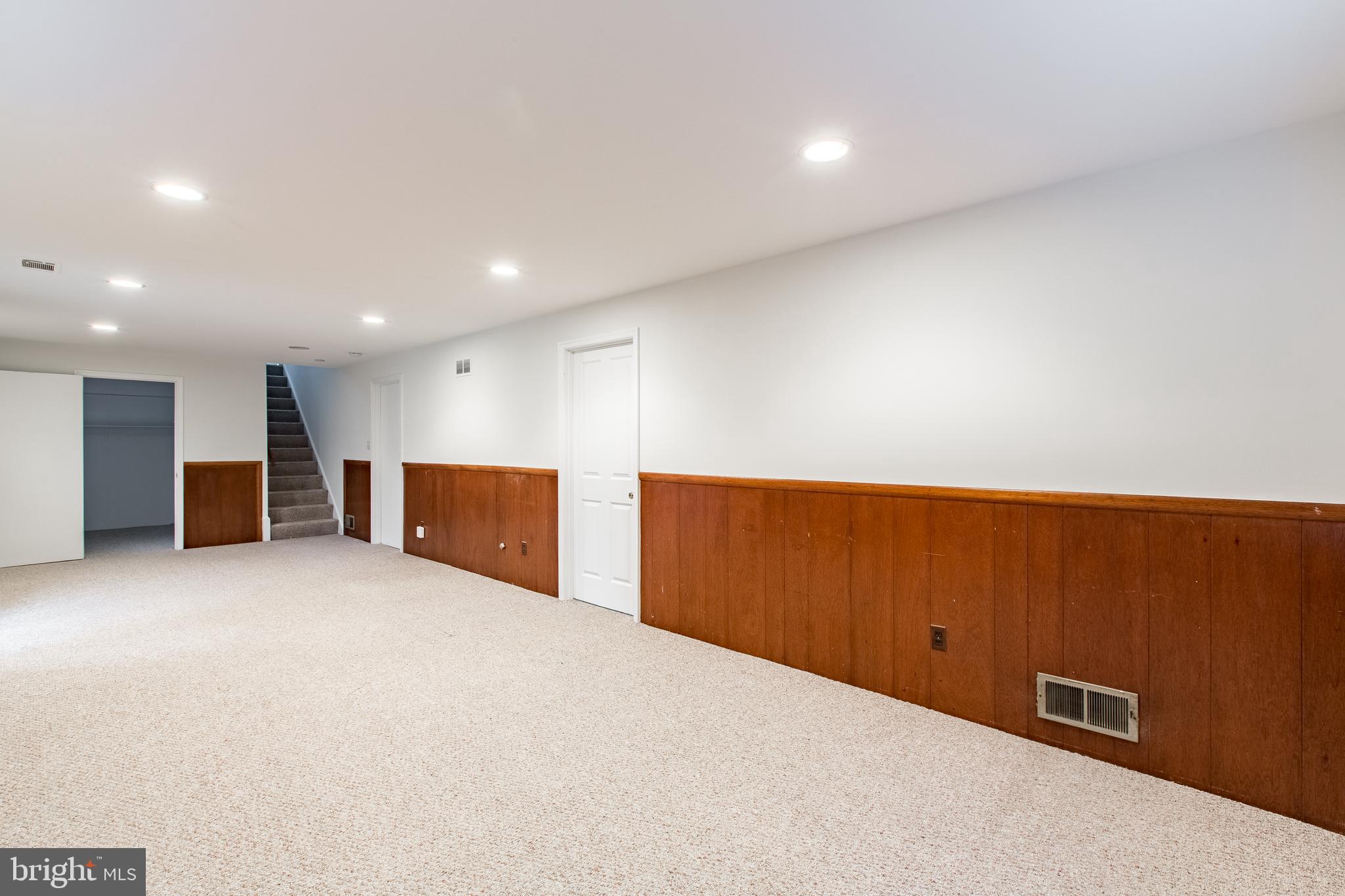 CEDAR CREST - Residential Lease
