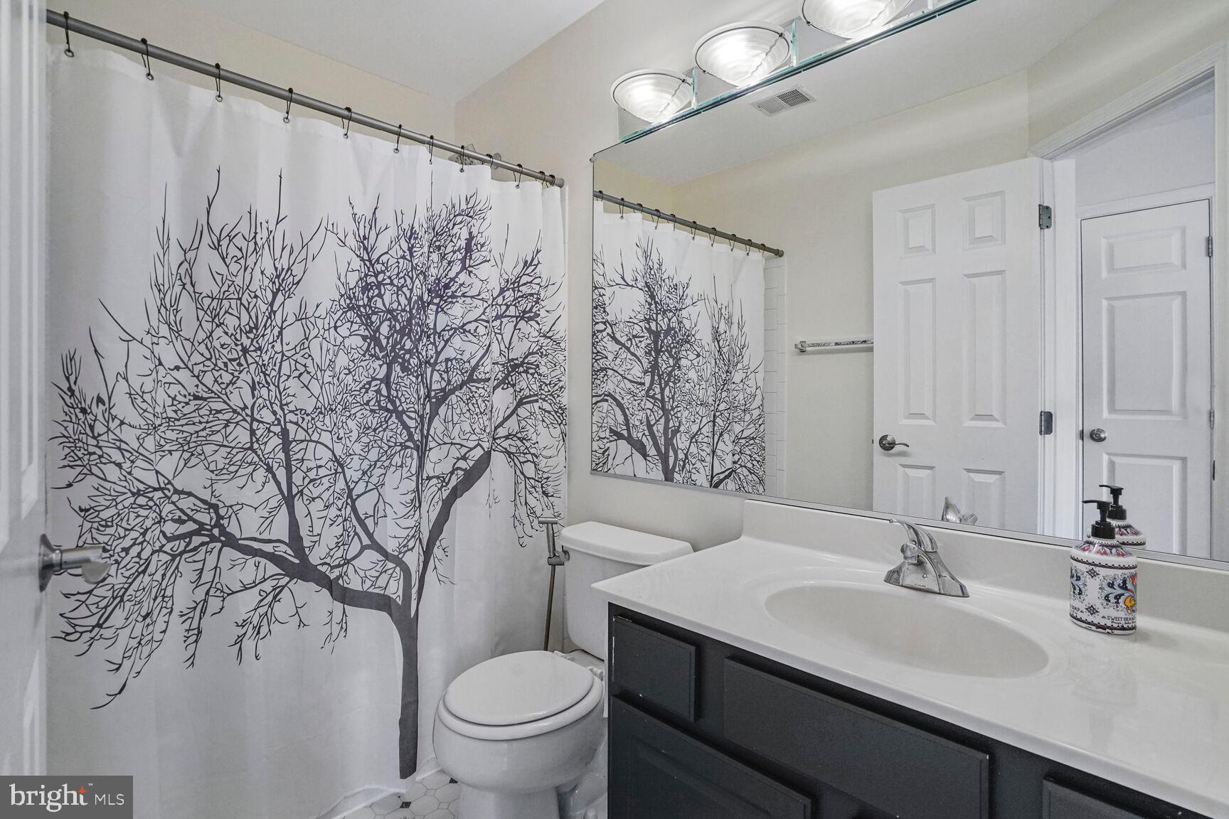 BROADLANDS - Residential