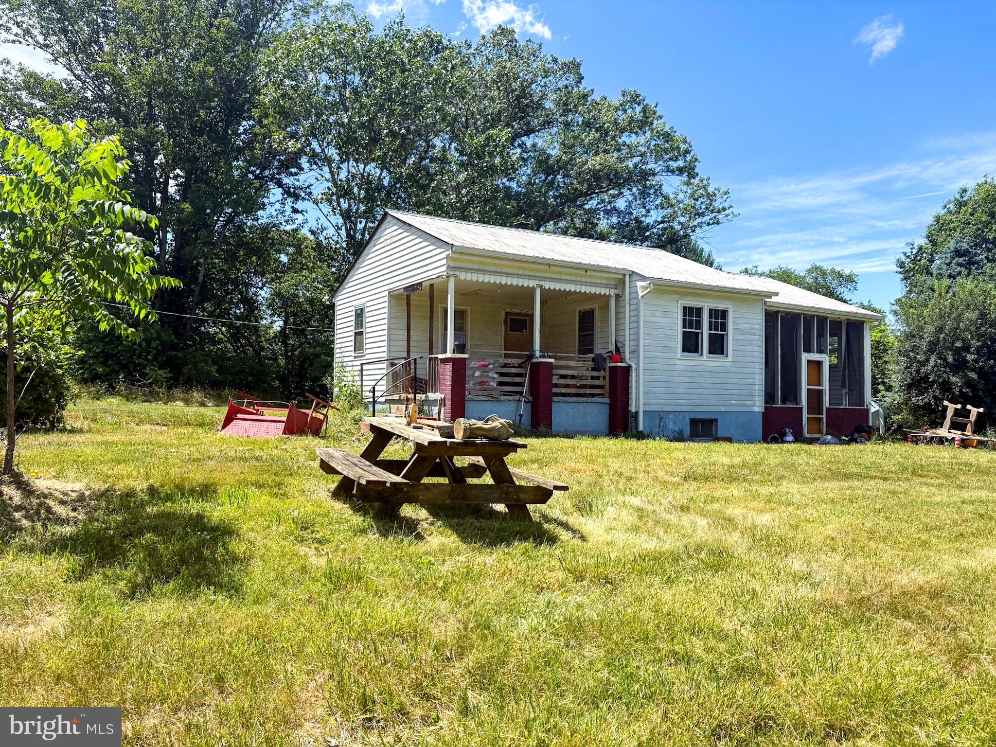 GUM SPRING - Residential