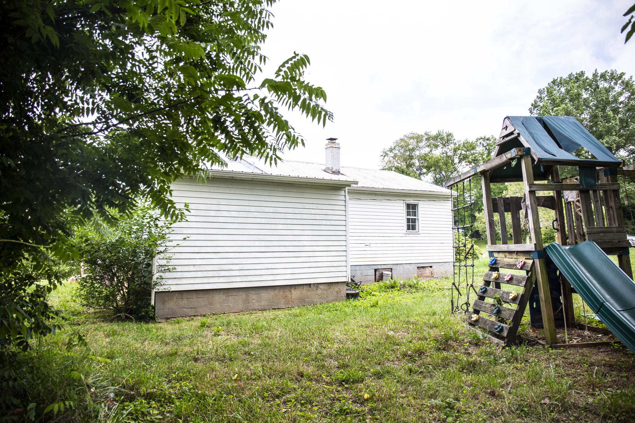 GUM SPRING - Residential