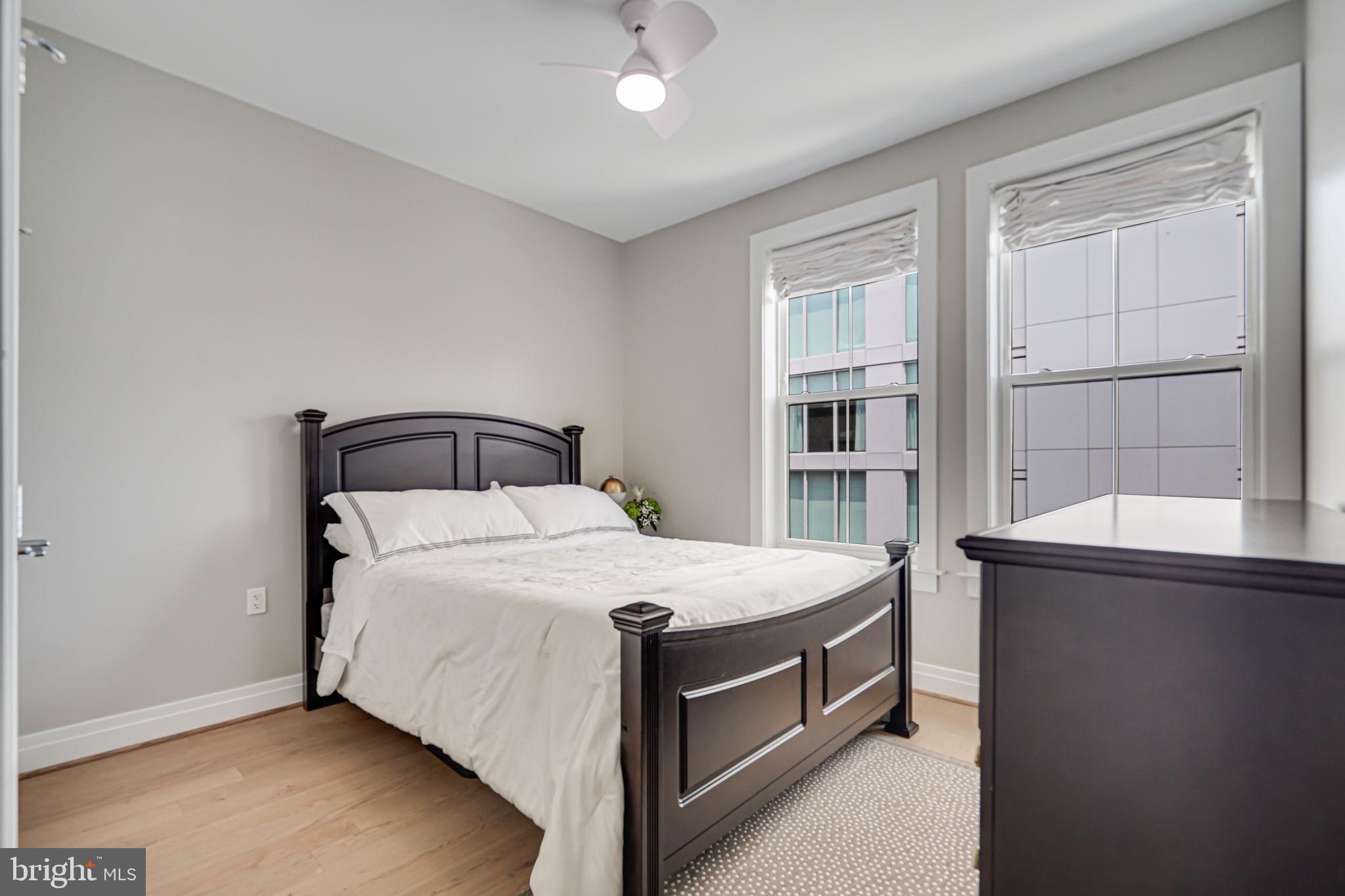 OLD TOWN NORTH - Residential