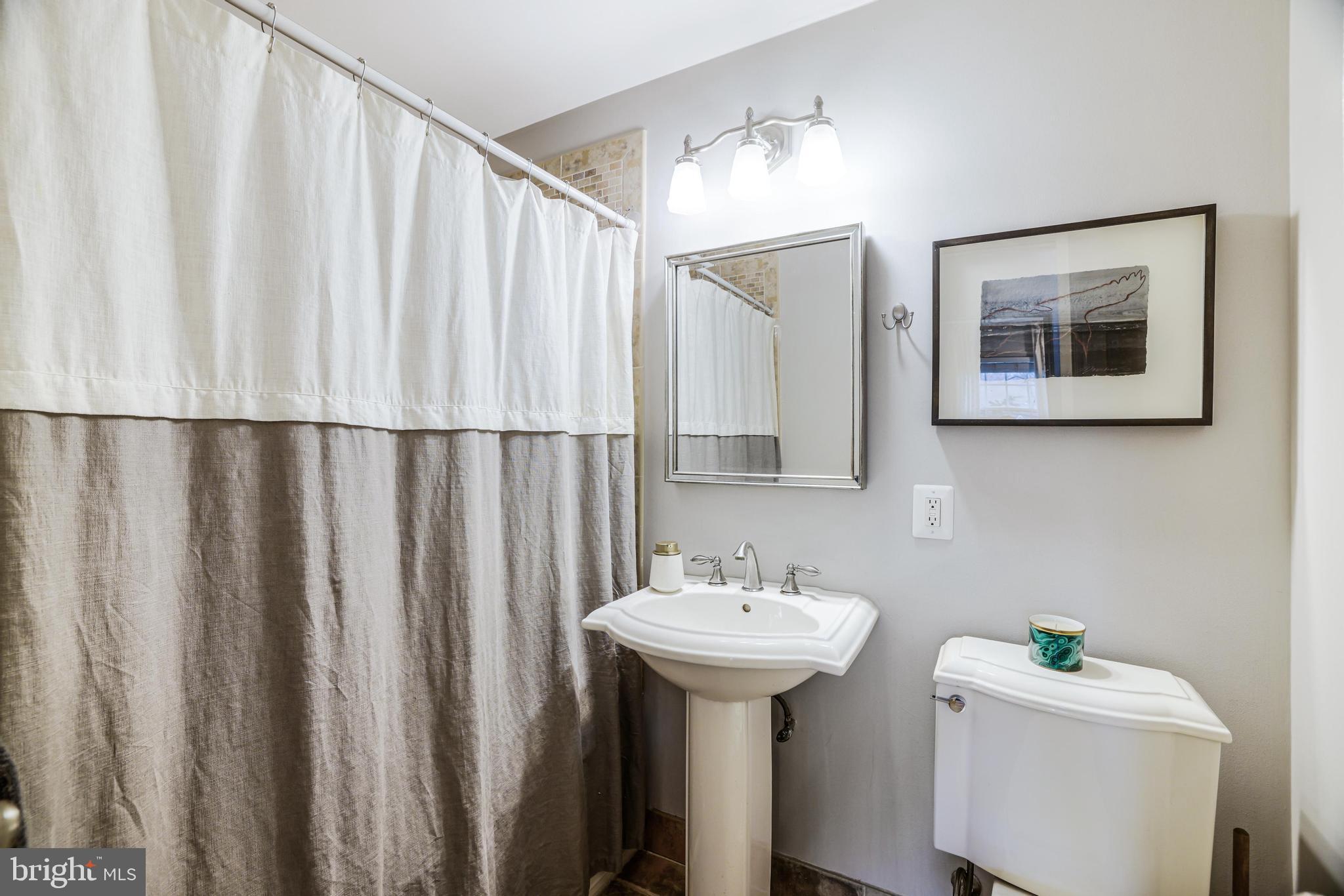 BRIGGS AND HOOPERS - Residential