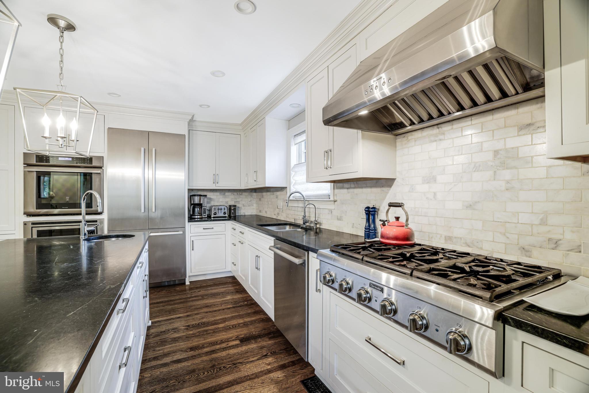 BRIGGS AND HOOPERS - Residential