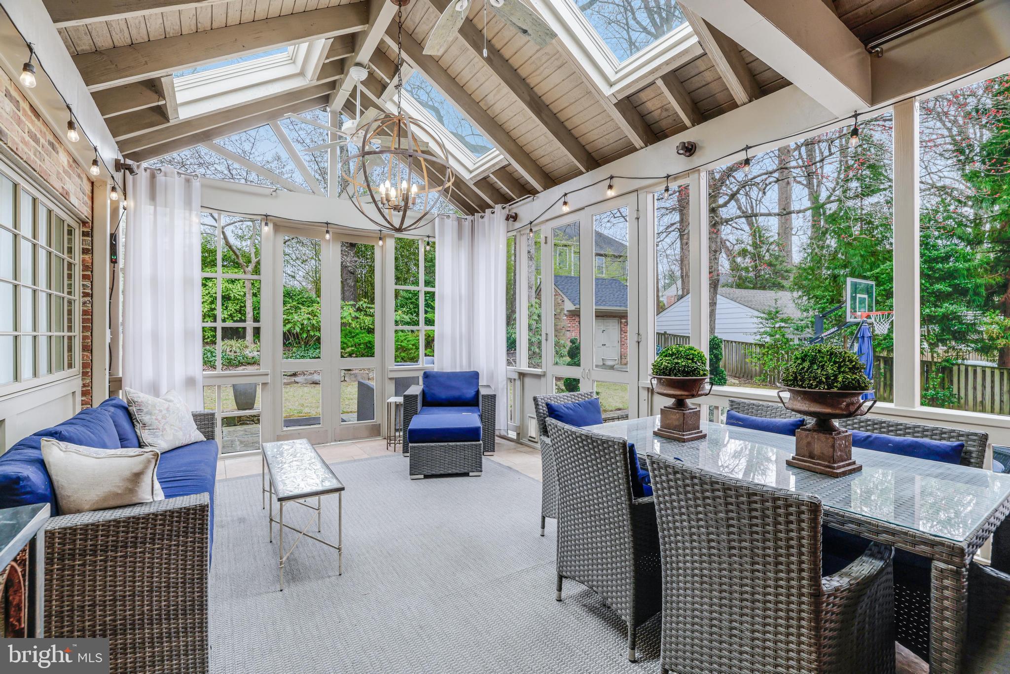 BRIGGS AND HOOPERS - Residential