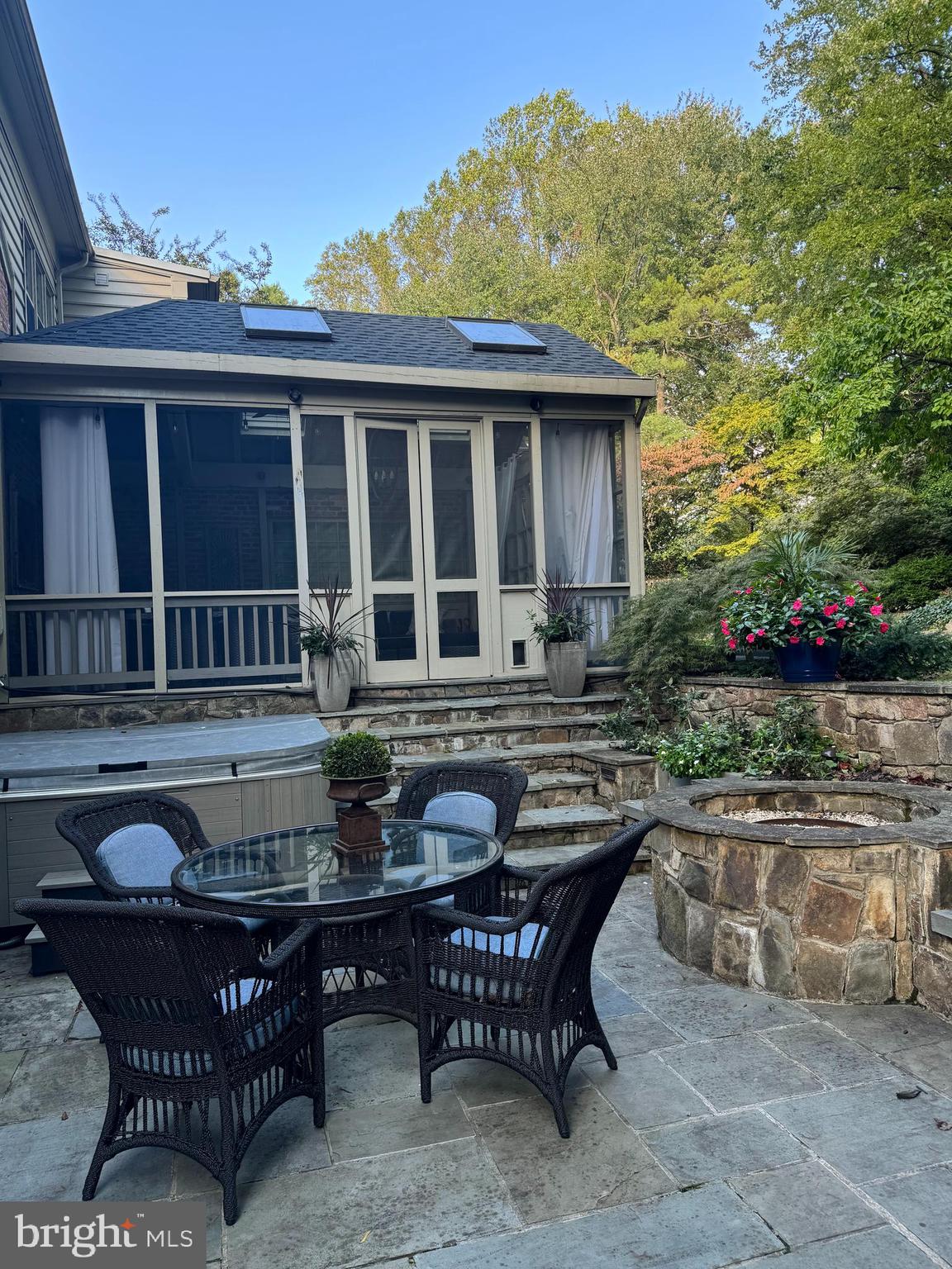 BRIGGS AND HOOPERS - Residential