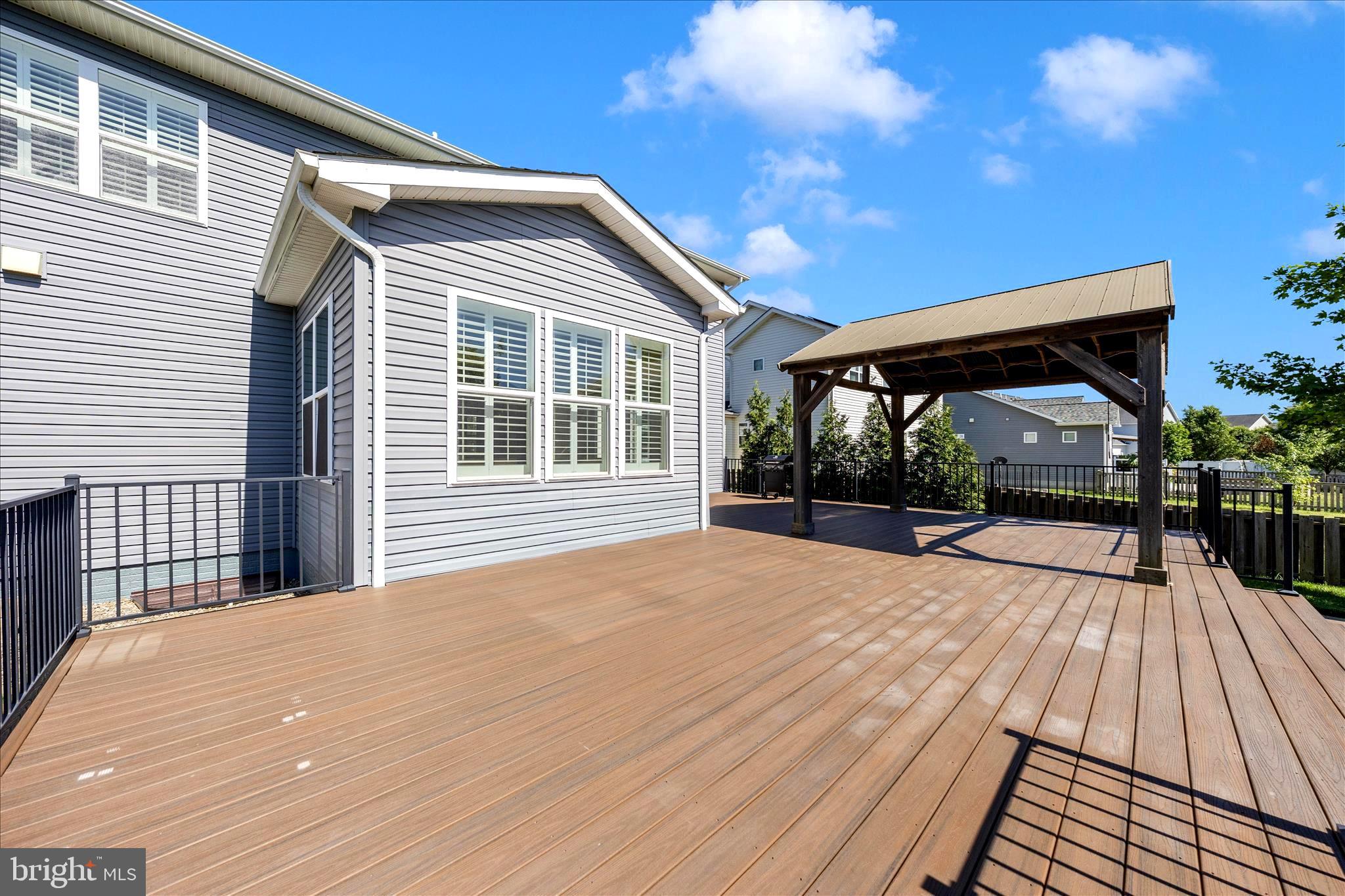 TUSCARORA CREEK - Residential